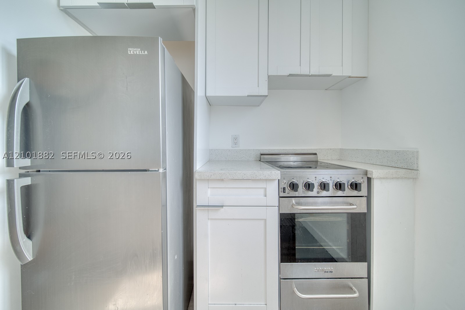 2352 SW 5th St #1, Miami FL 33135