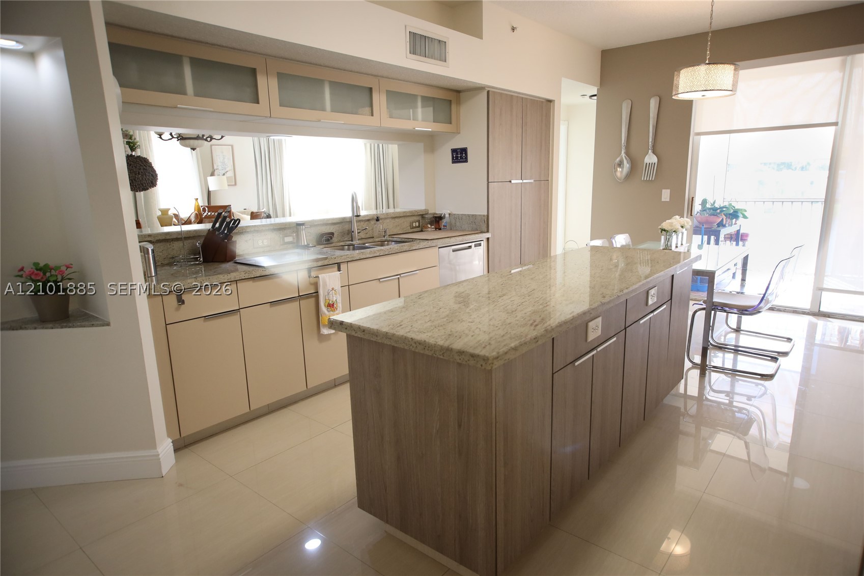 10750 NW 66th St #307, Doral FL 33178