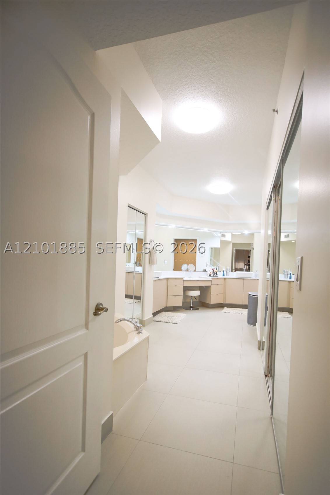 10750 NW 66th St #307, Doral FL 33178