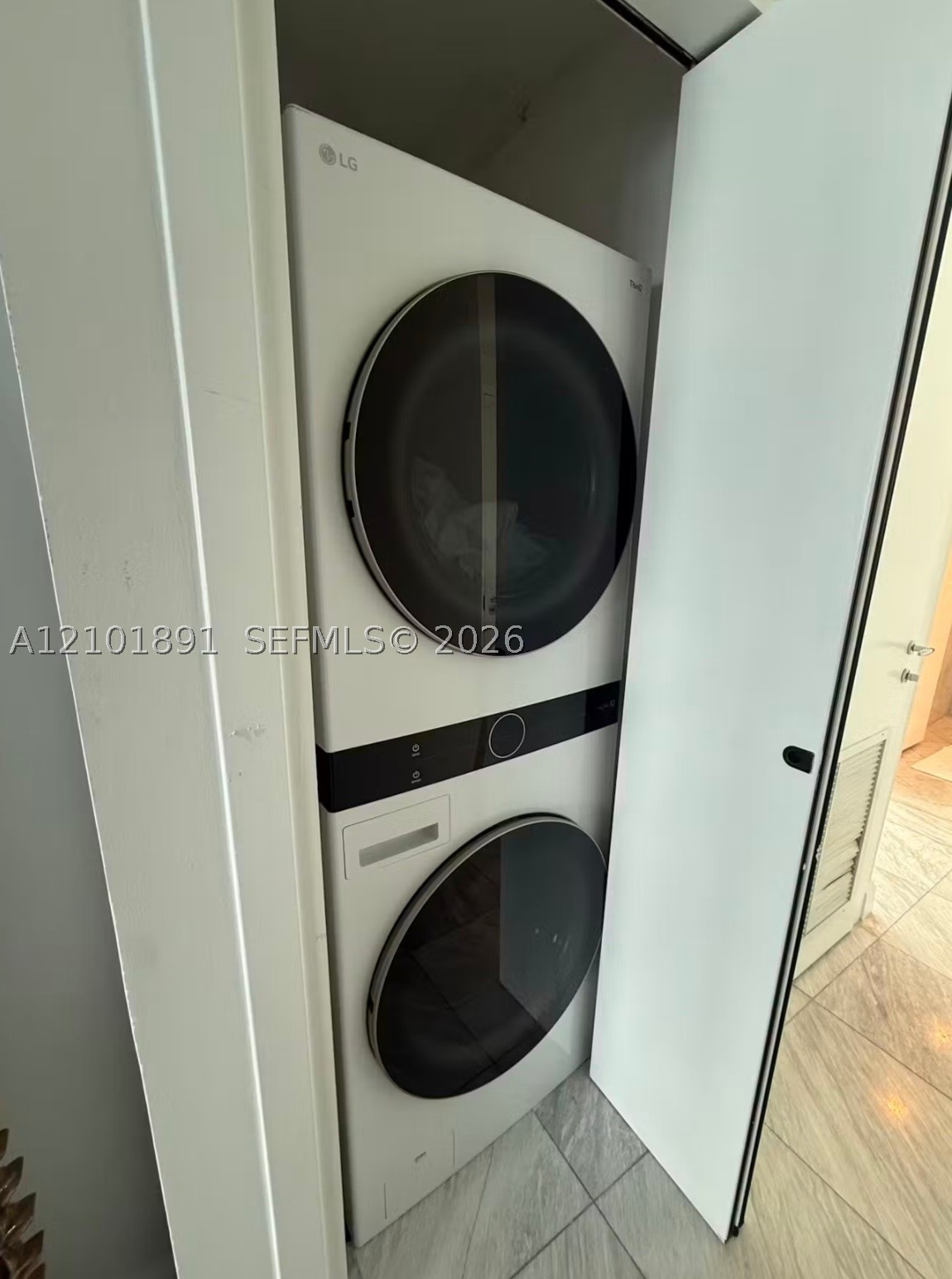 540 West Ave #1014, Miami Beach FL 33139