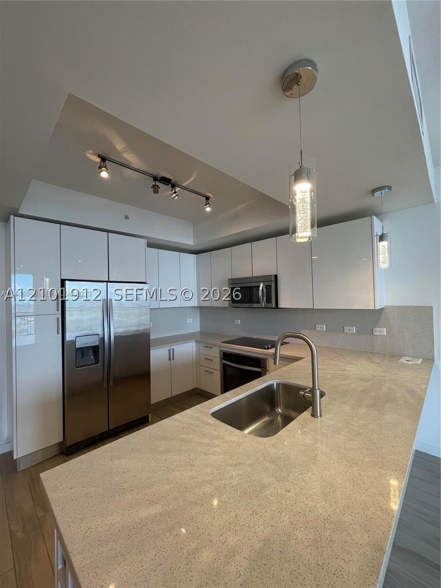 999 SW 1st Ave #2109, Miami FL 33130