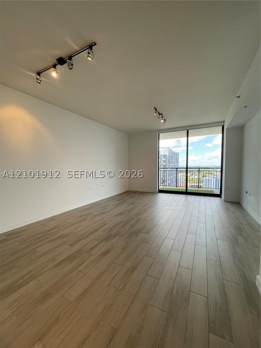 999 SW 1st Ave #2109, Miami FL 33130