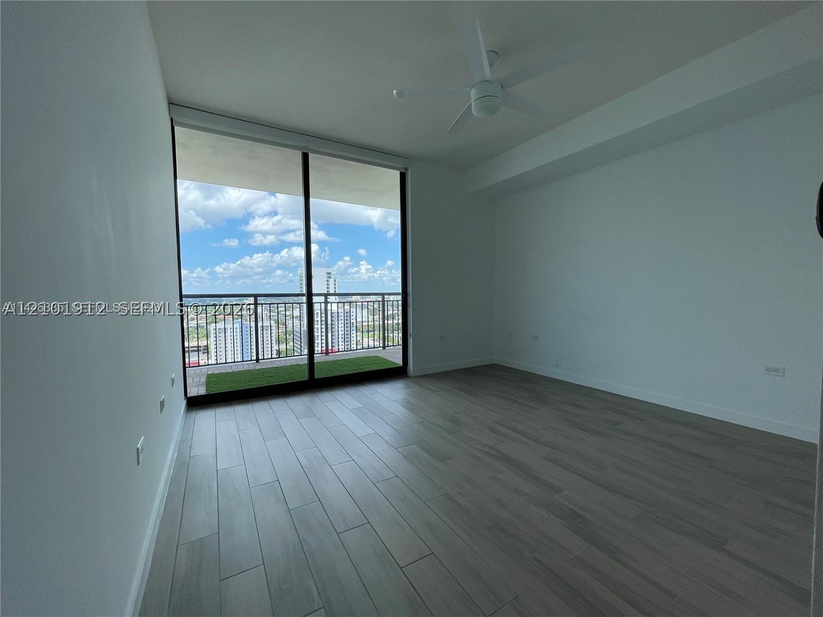 999 SW 1st Ave #2109, Miami FL 33130