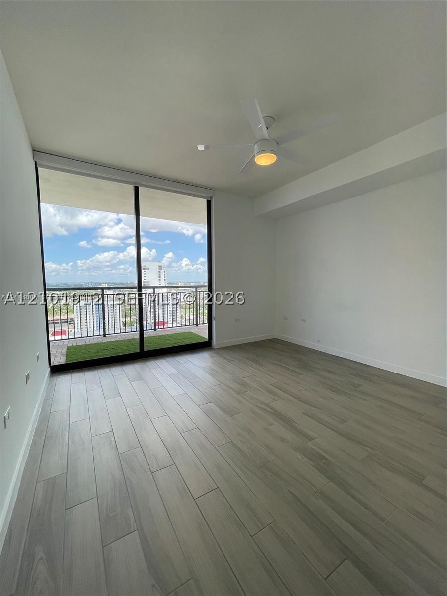 999 SW 1st Ave #2109, Miami FL 33130