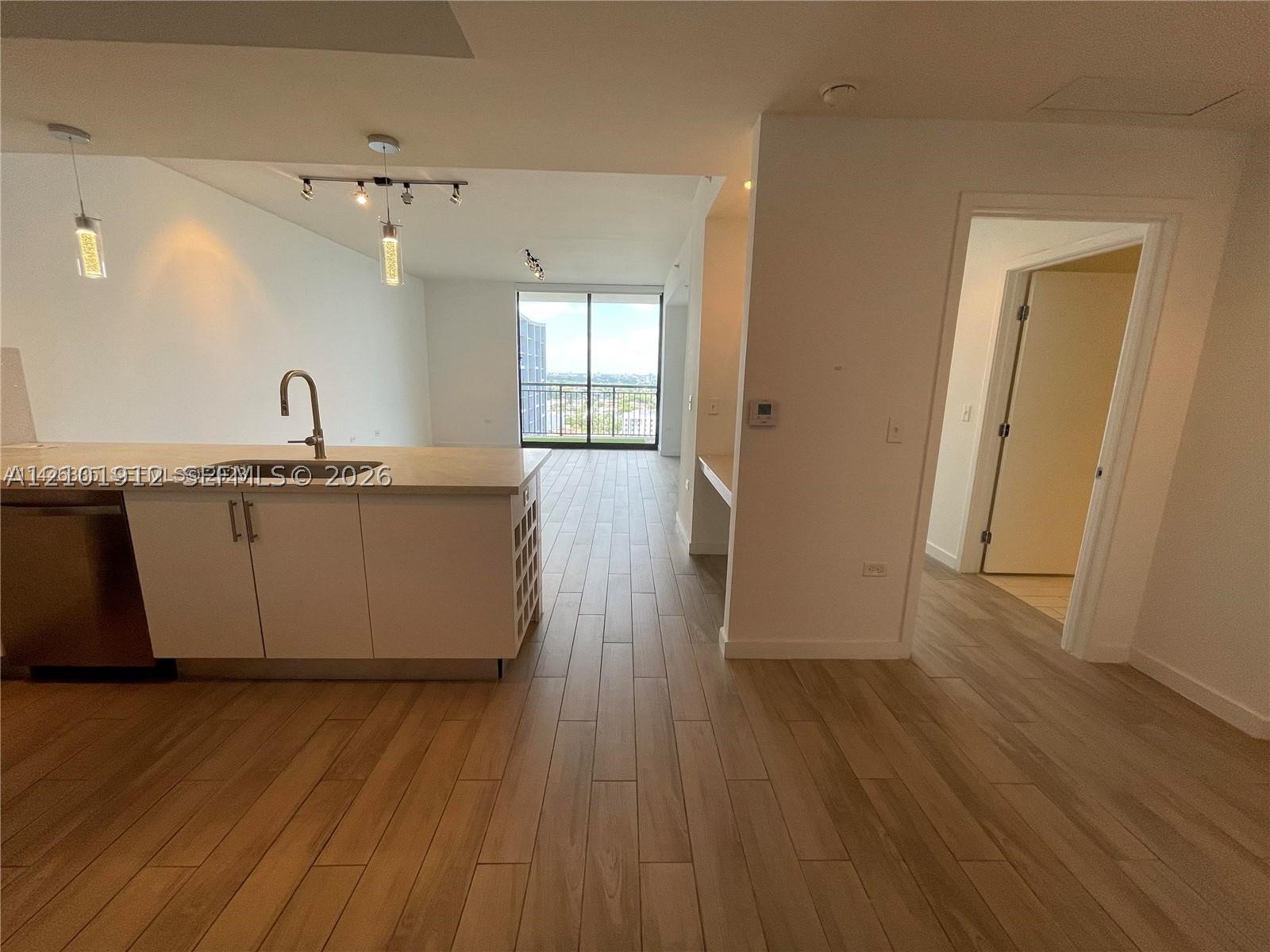 999 SW 1st Ave #2109, Miami FL 33130