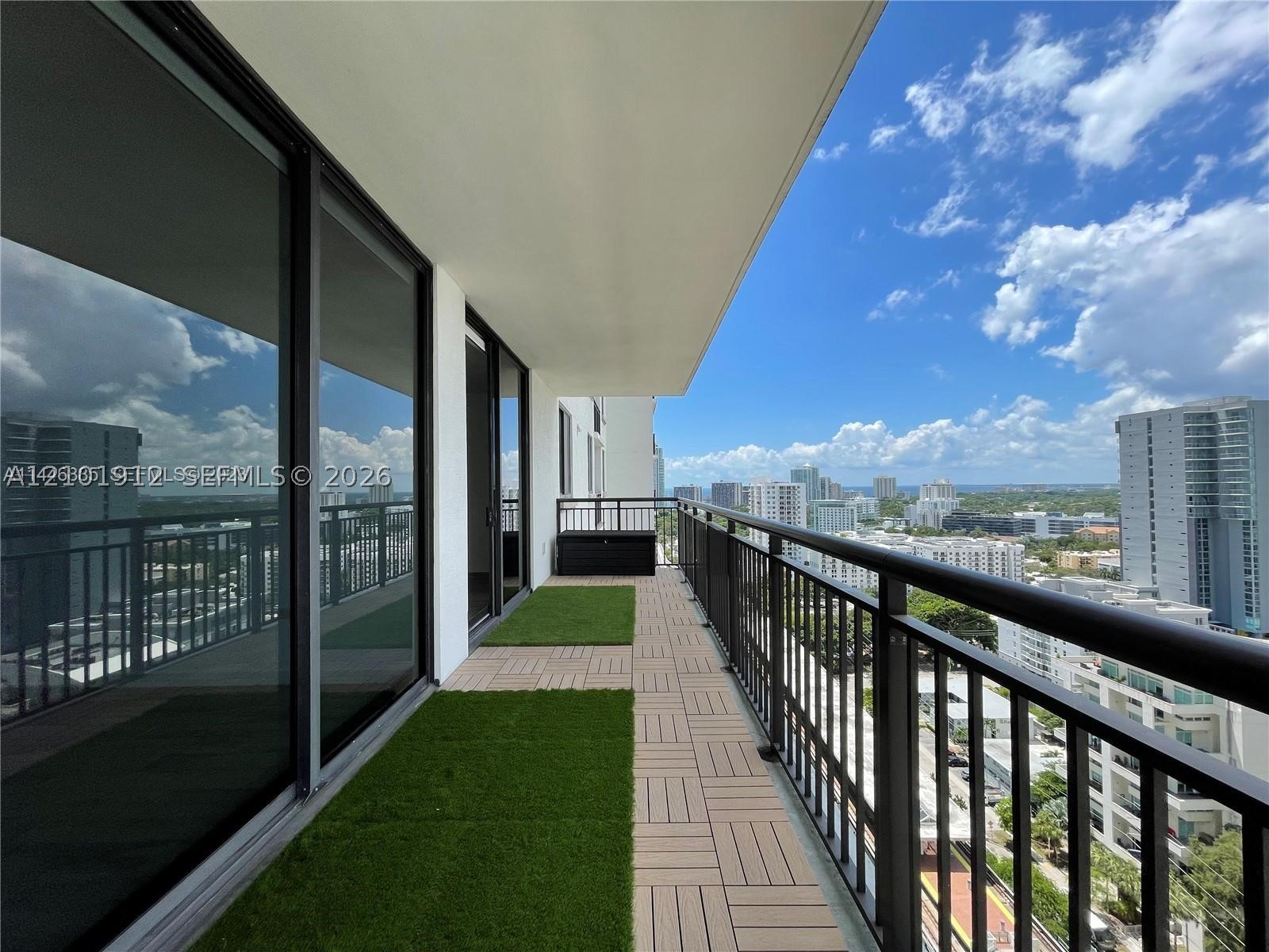 999 SW 1st Ave #2109, Miami FL 33130