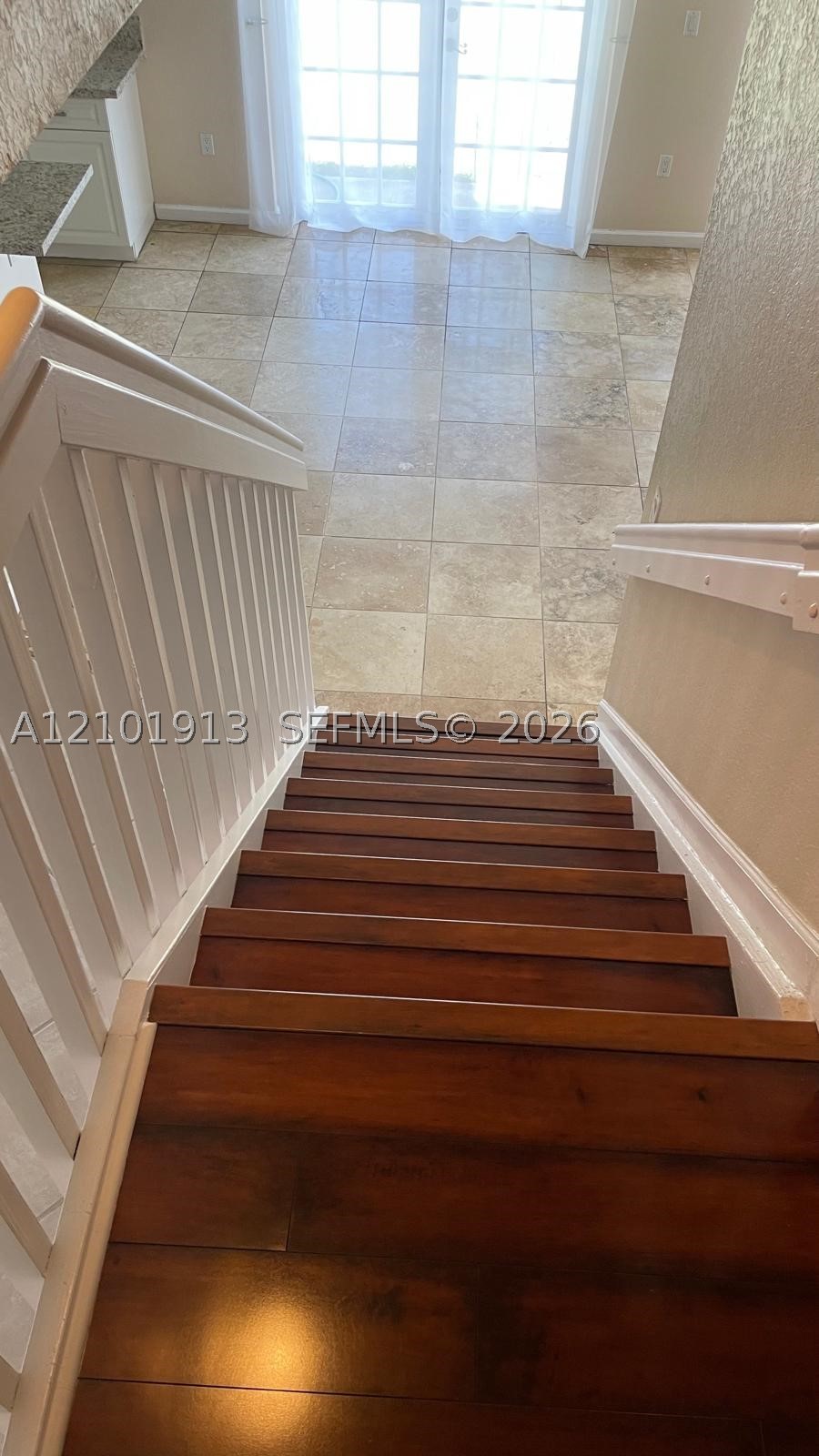 9044 SW 212th Ln, Cutler Bay FL 33189