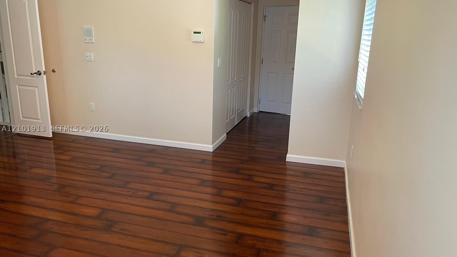 9044 SW 212th Ln, Cutler Bay FL 33189