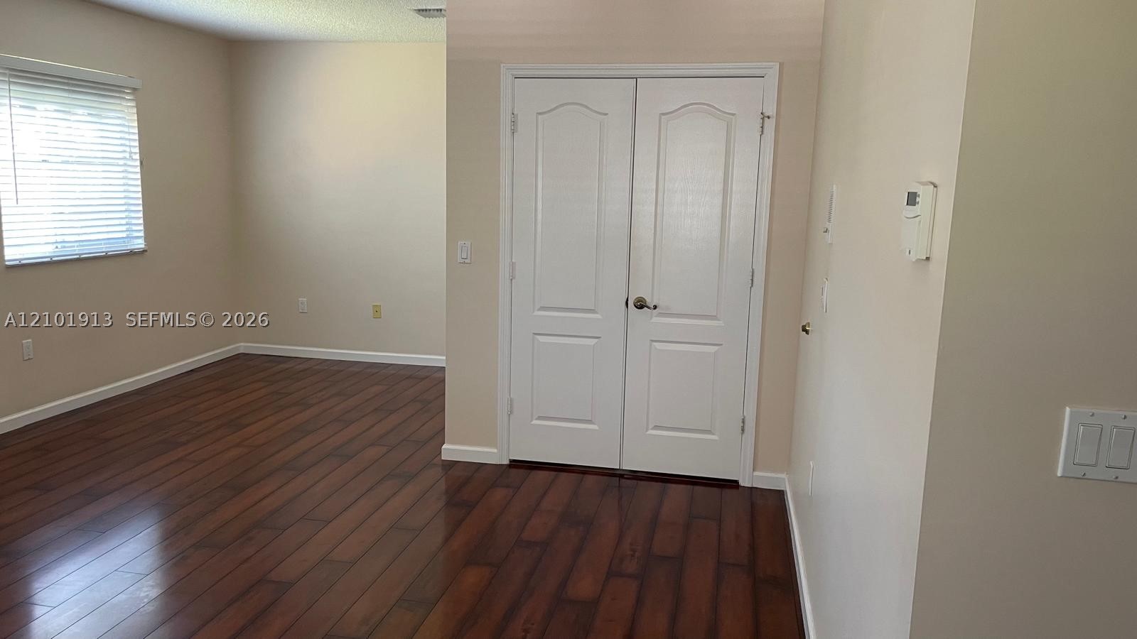 9044 SW 212th Ln, Cutler Bay FL 33189