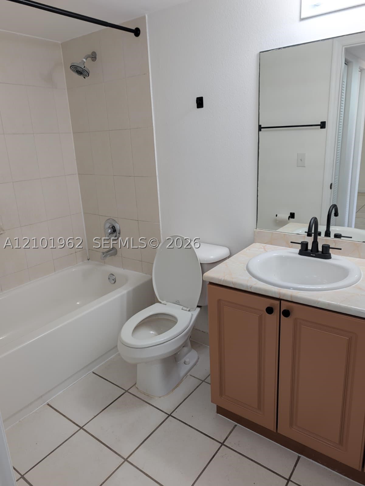 17622 NW 25th Ave #303, Miami Gardens FL 33056
