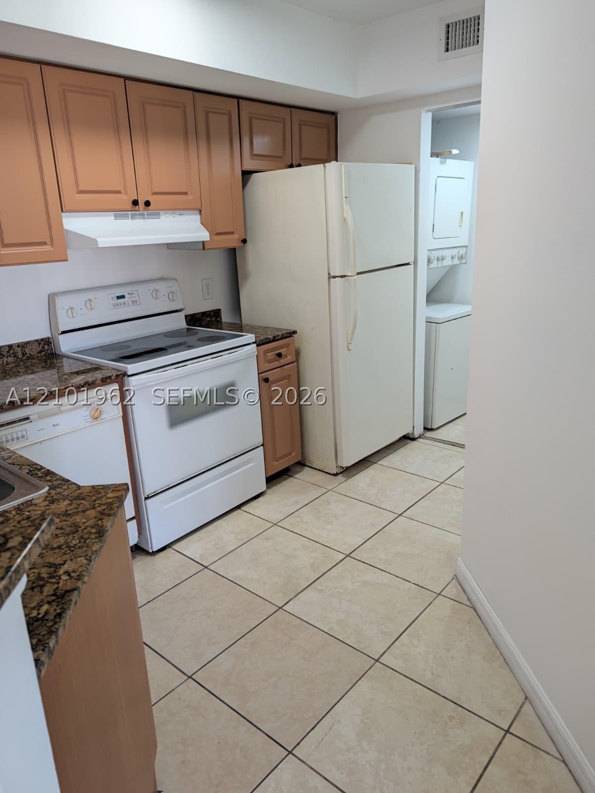 17622 NW 25th Ave #303, Miami Gardens FL 33056