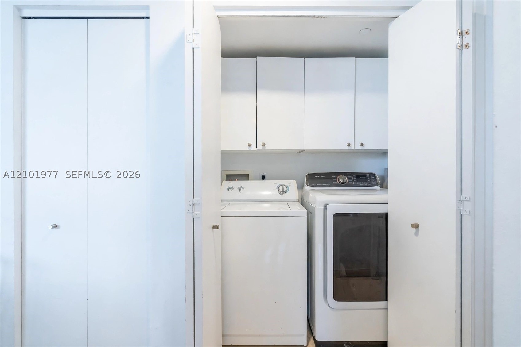 901 Brickell Key Blvd #1703, Miami FL 33131