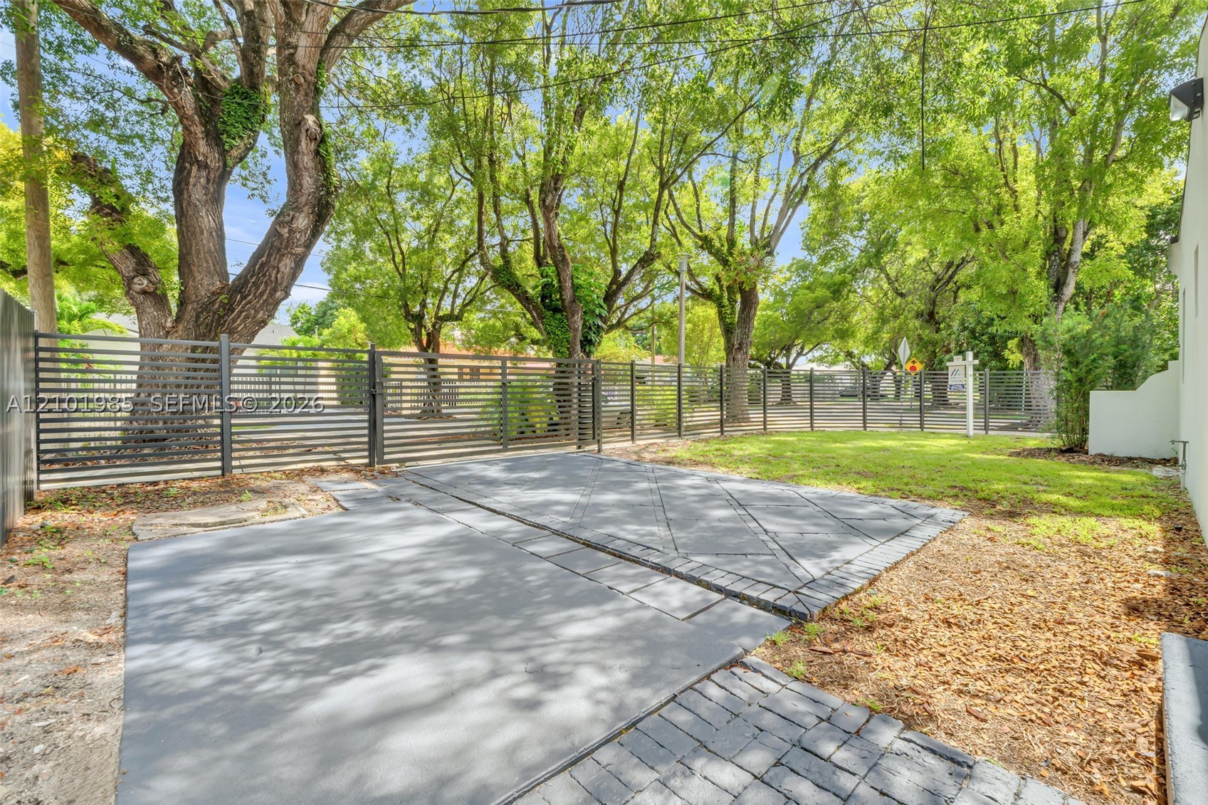 1741 SW 17th Ct, Miami FL 33145