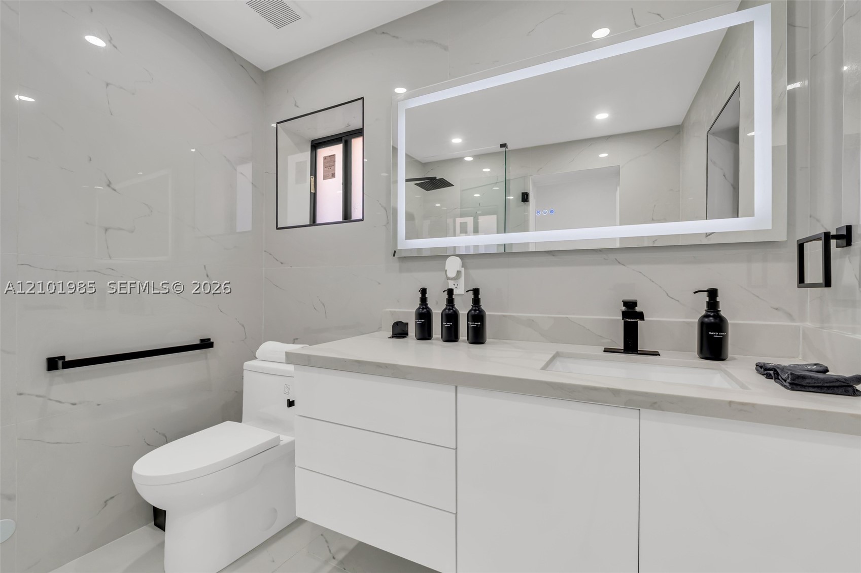 1741 SW 17th Ct, Miami FL 33145