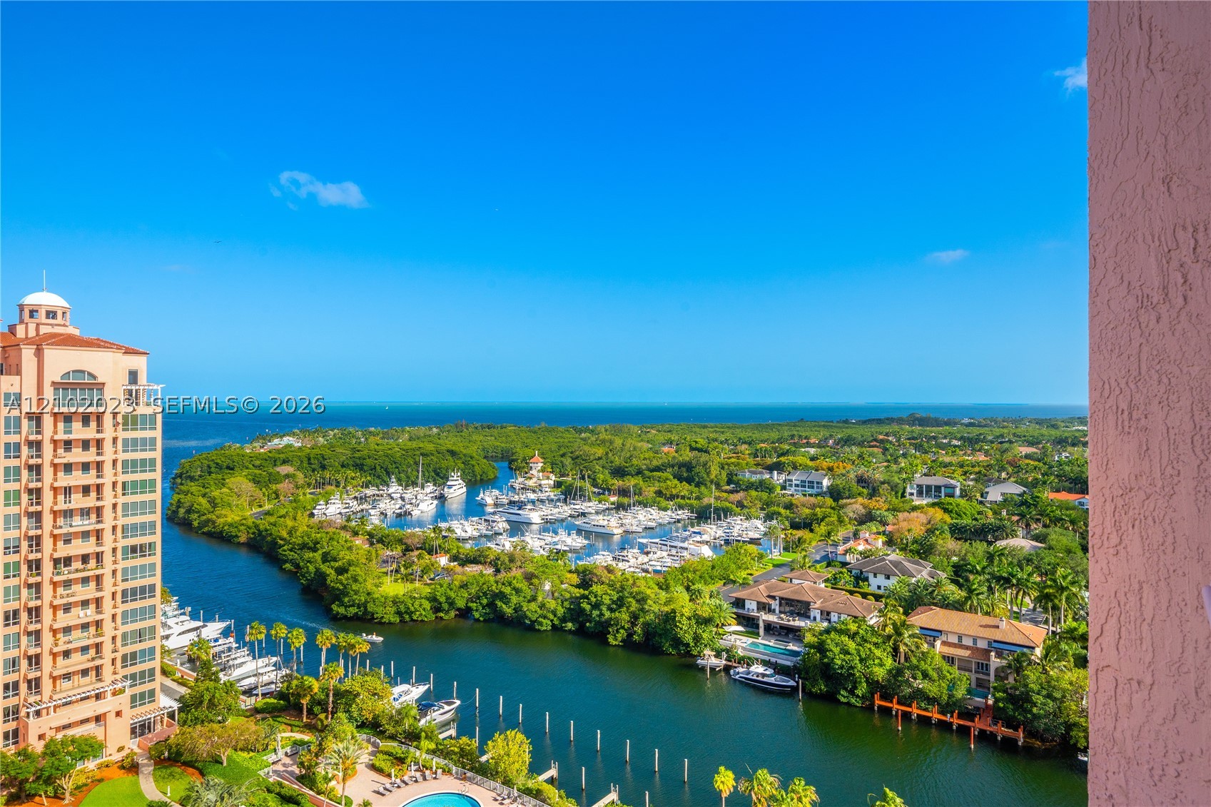 60 Edgewater Dr #14E, Coral Gables FL 33133