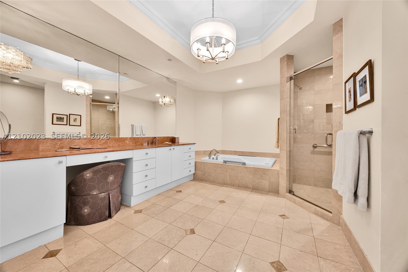 60 Edgewater Dr #14E, Coral Gables FL 33133