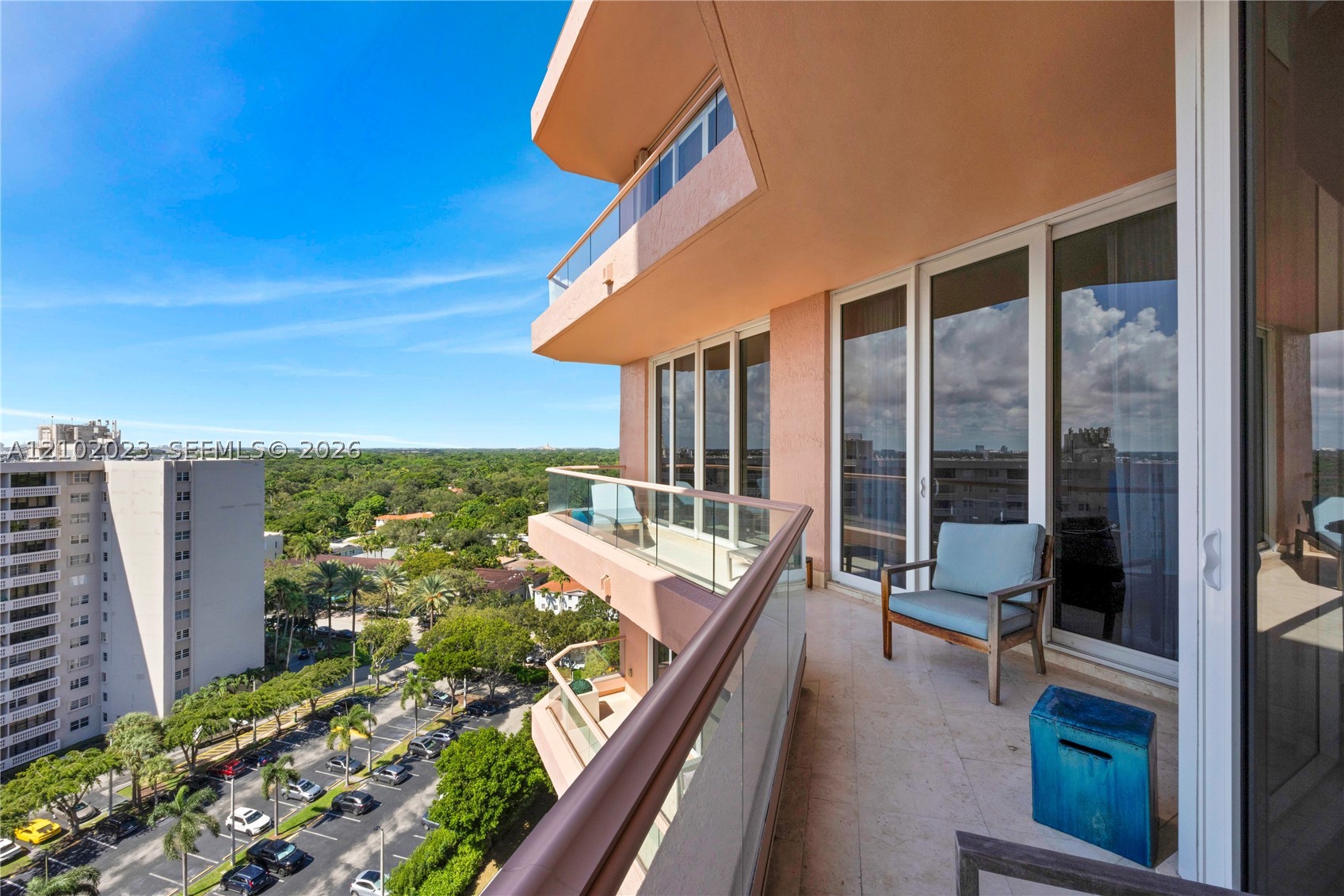60 Edgewater Dr #14E, Coral Gables FL 33133