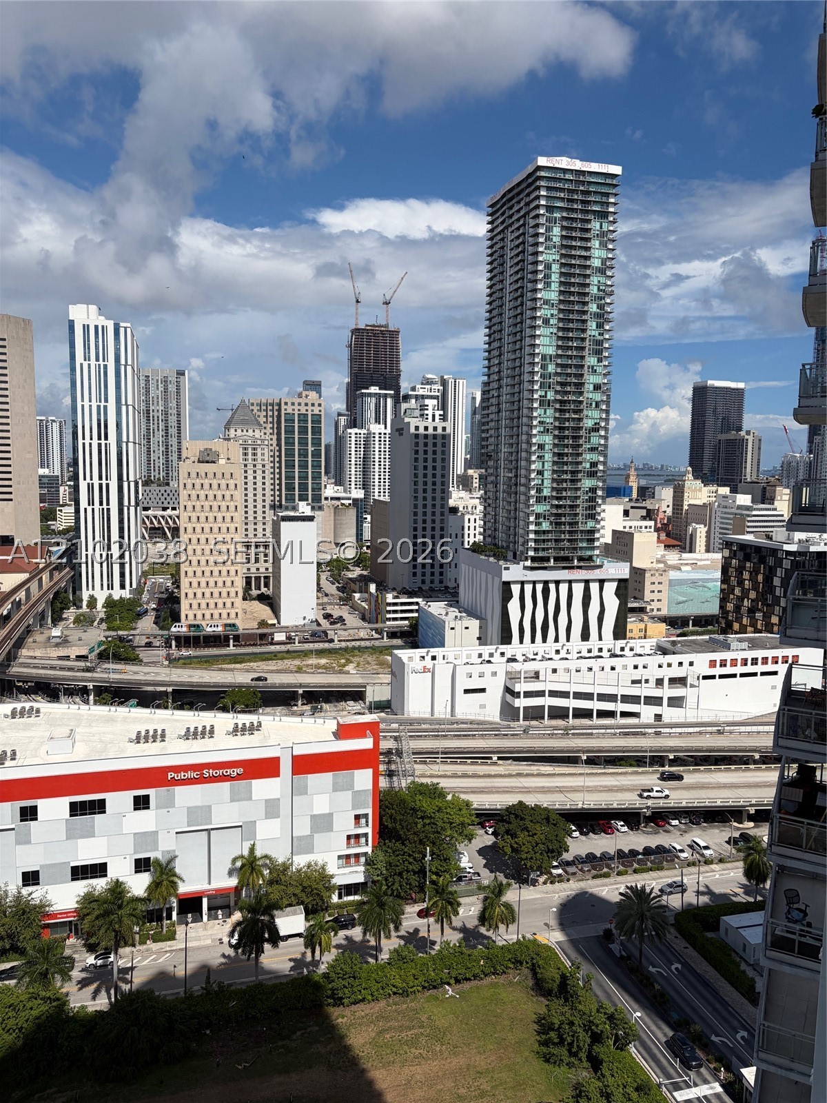 90 SW 3rd St #2507, Miami FL 33130