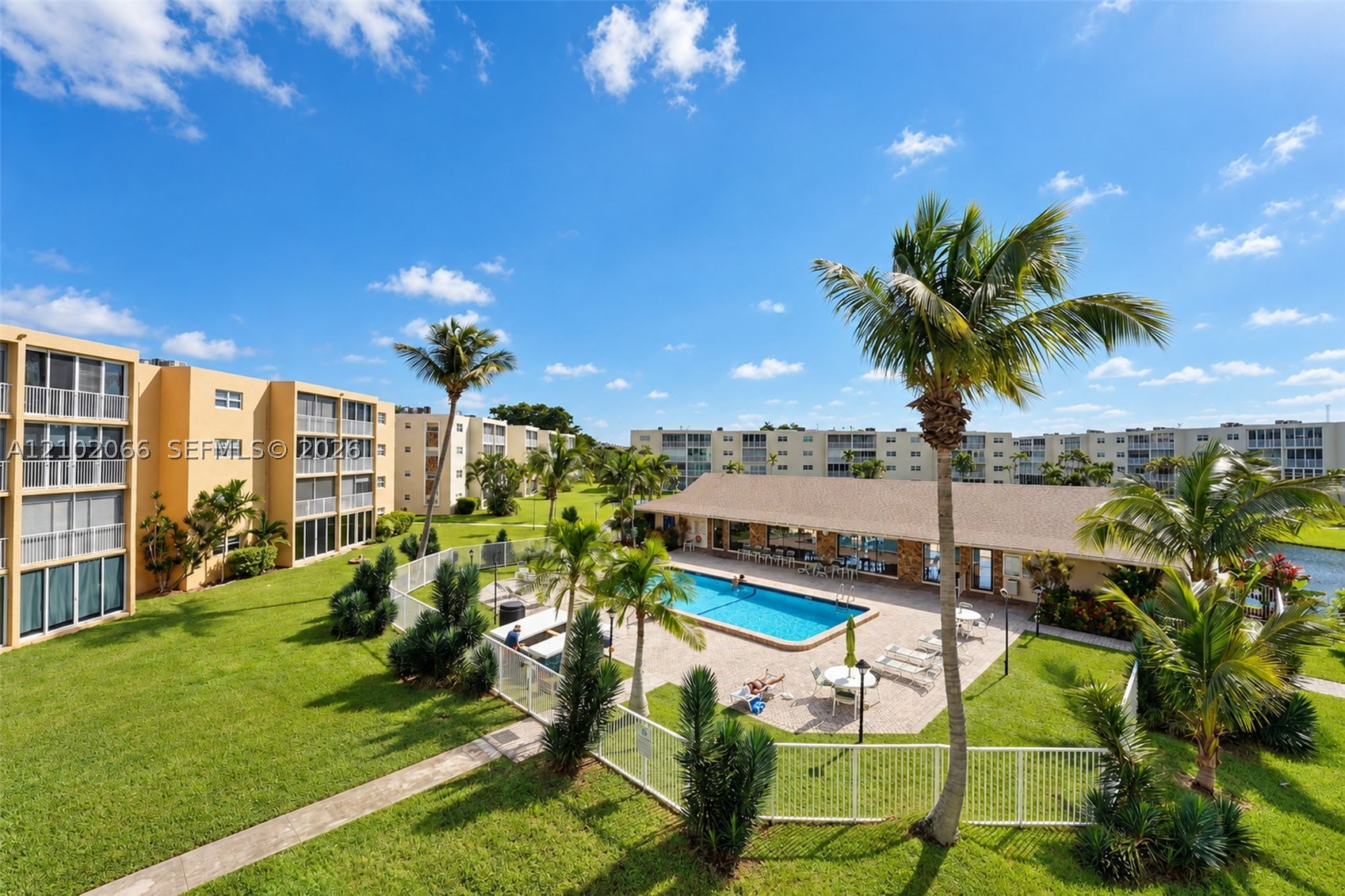 1025 SE 2nd Ave #301, Dania Beach FL 33004