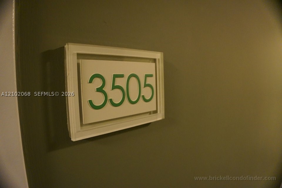 90 SW 3rd St #3505, Miami FL 33130