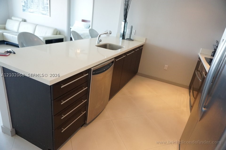 90 SW 3rd St #3505, Miami FL 33130