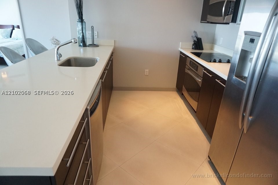 90 SW 3rd St #3505, Miami FL 33130