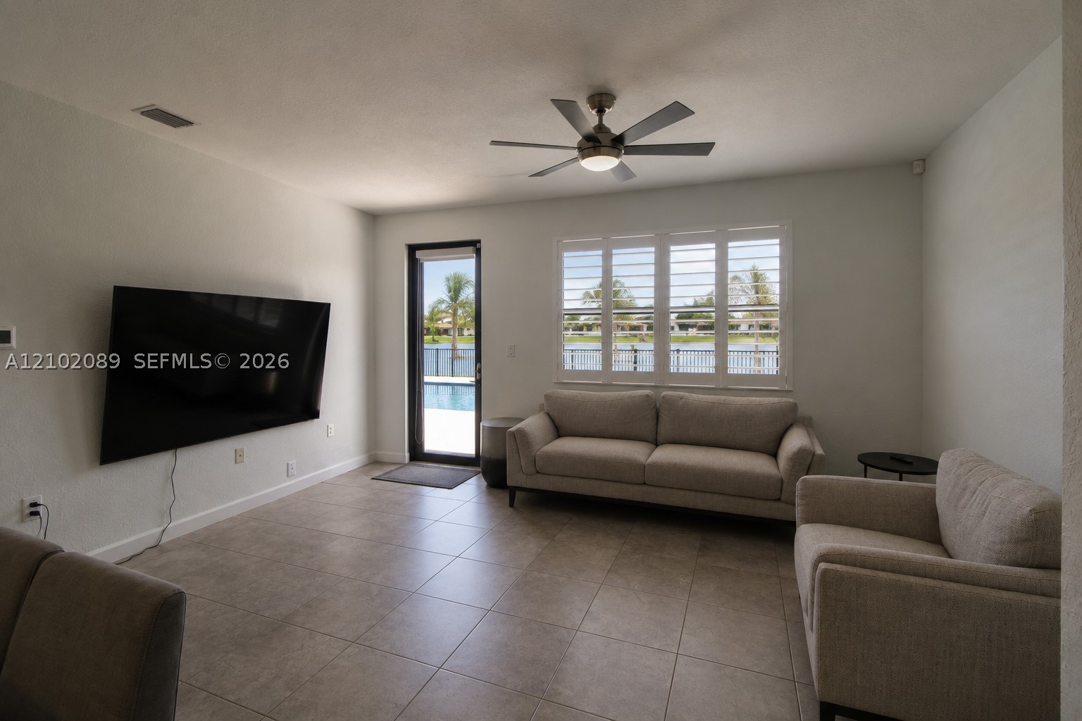 2450 SE 1st St #0, Homestead FL 33033