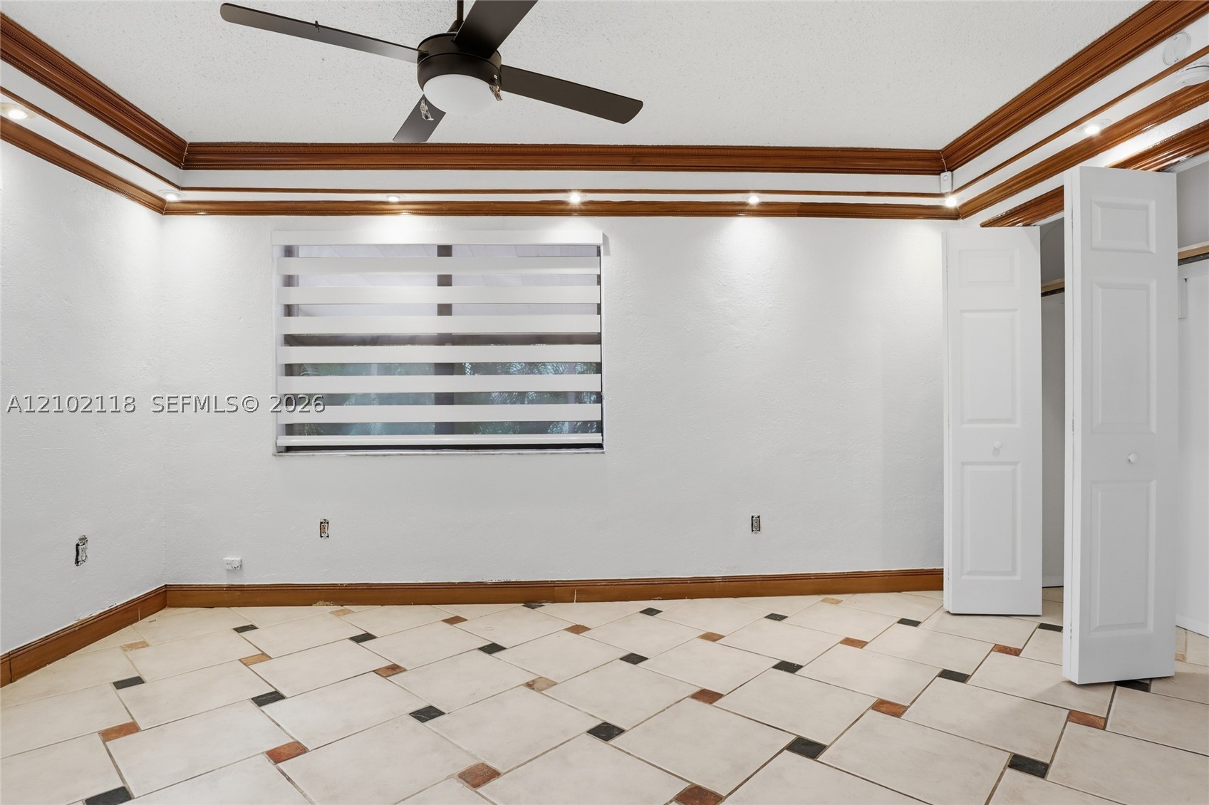 6811 SW 6th St, Miami FL 33144