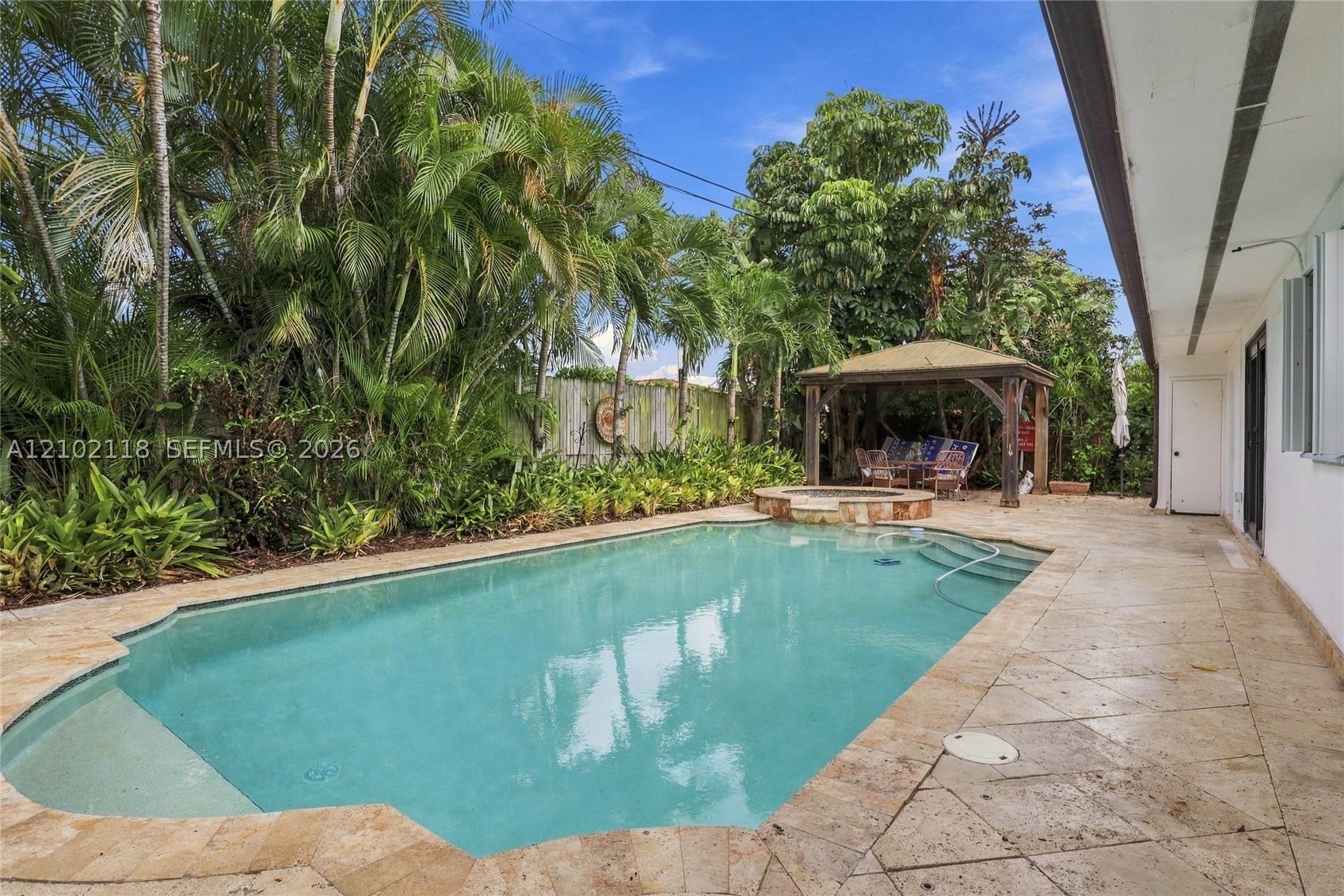 6811 SW 6th St, Miami FL 33144