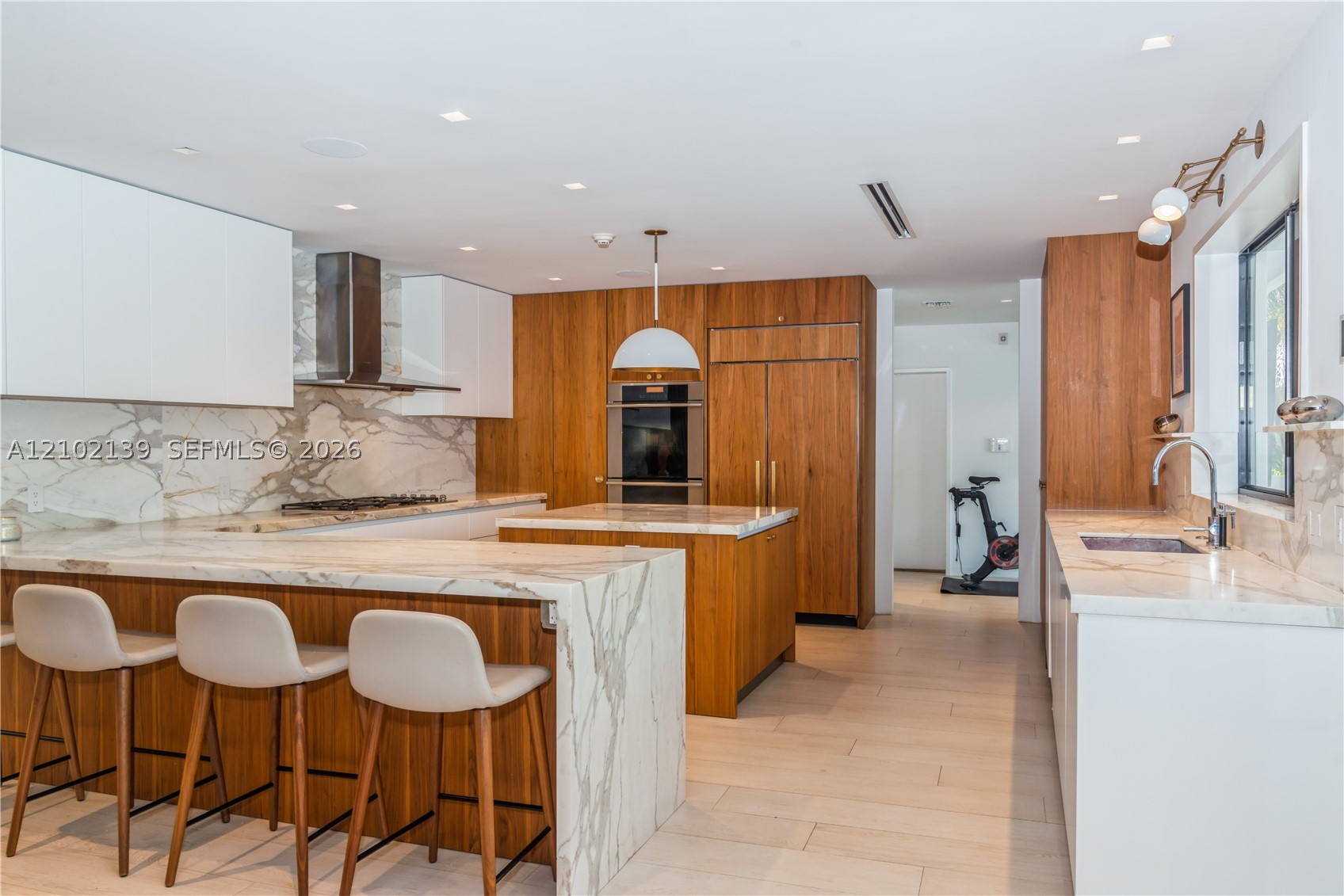 1035 Catalonia Ave, Coral Gables FL 33134
