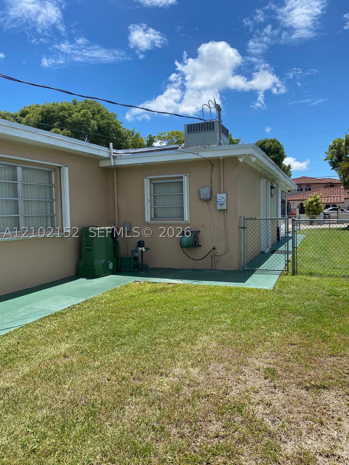 467 W 43rd Pl, Hialeah FL 33012