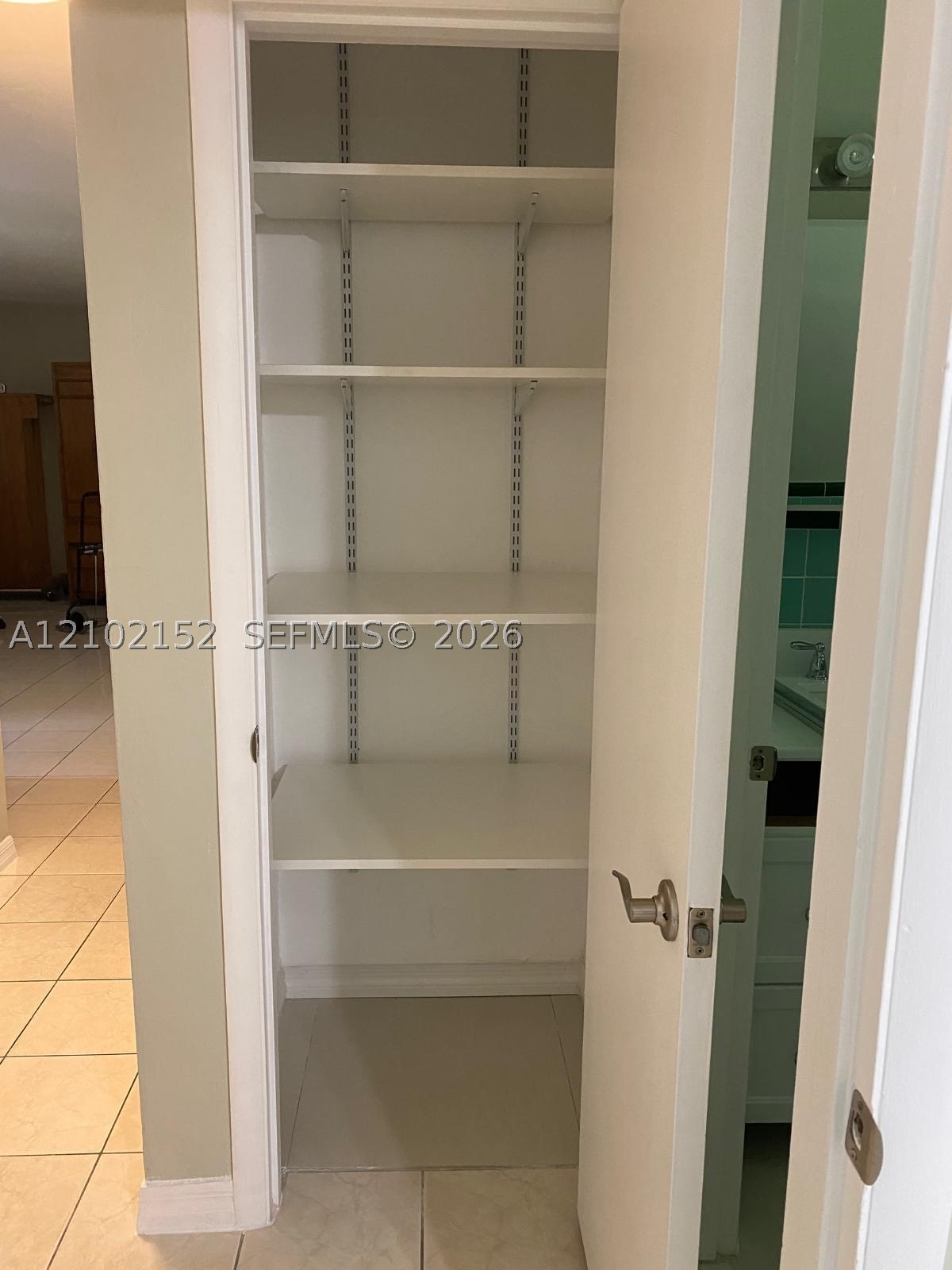 467 W 43rd Pl, Hialeah FL 33012
