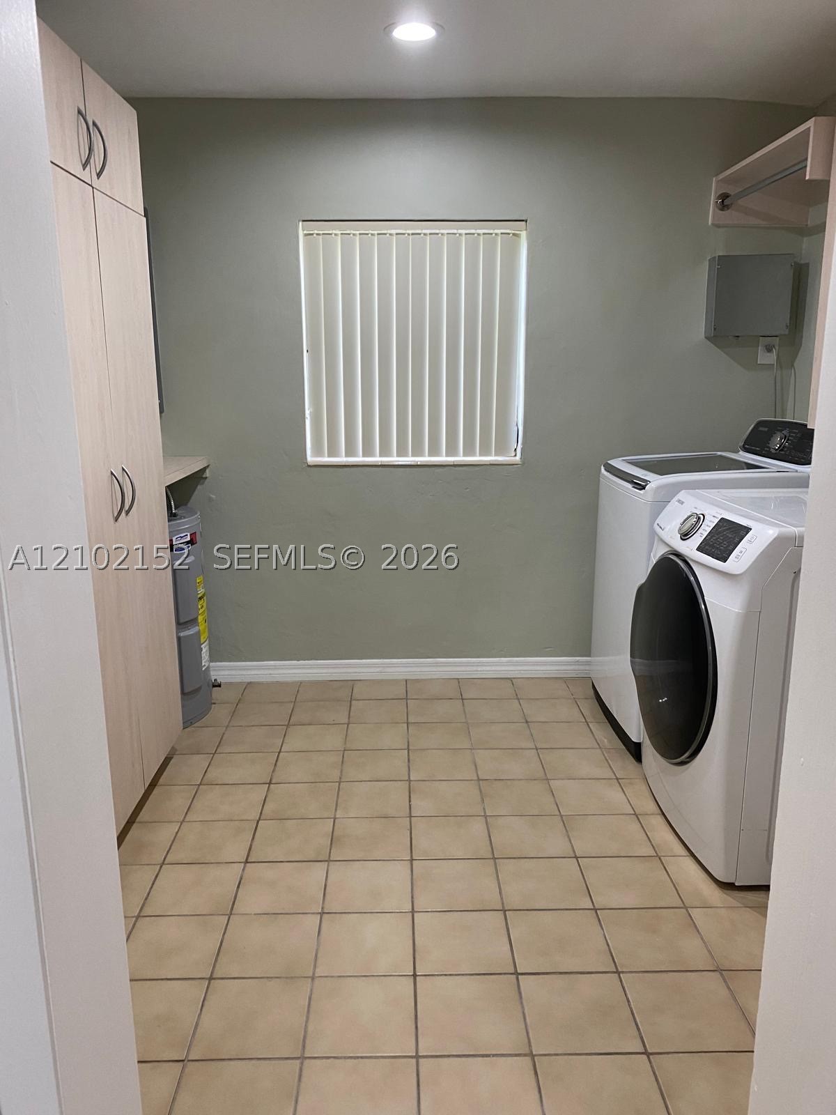 467 W 43rd Pl, Hialeah FL 33012