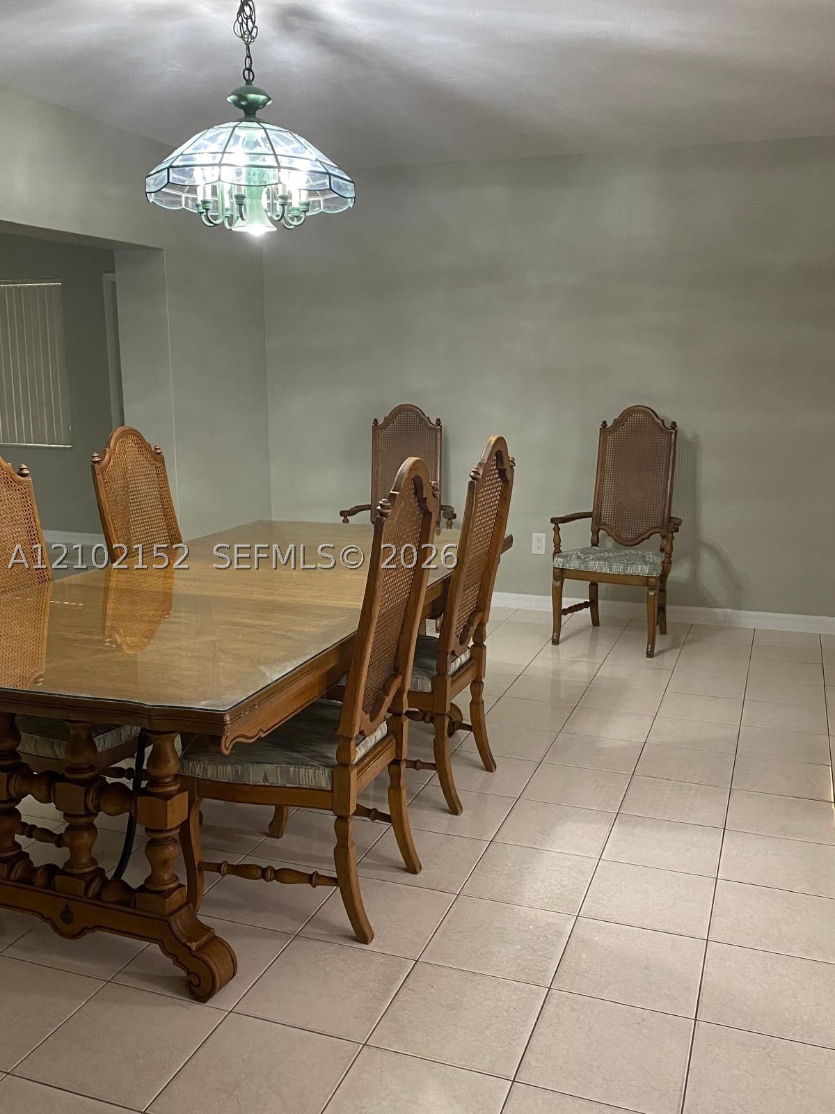 467 W 43rd Pl, Hialeah FL 33012