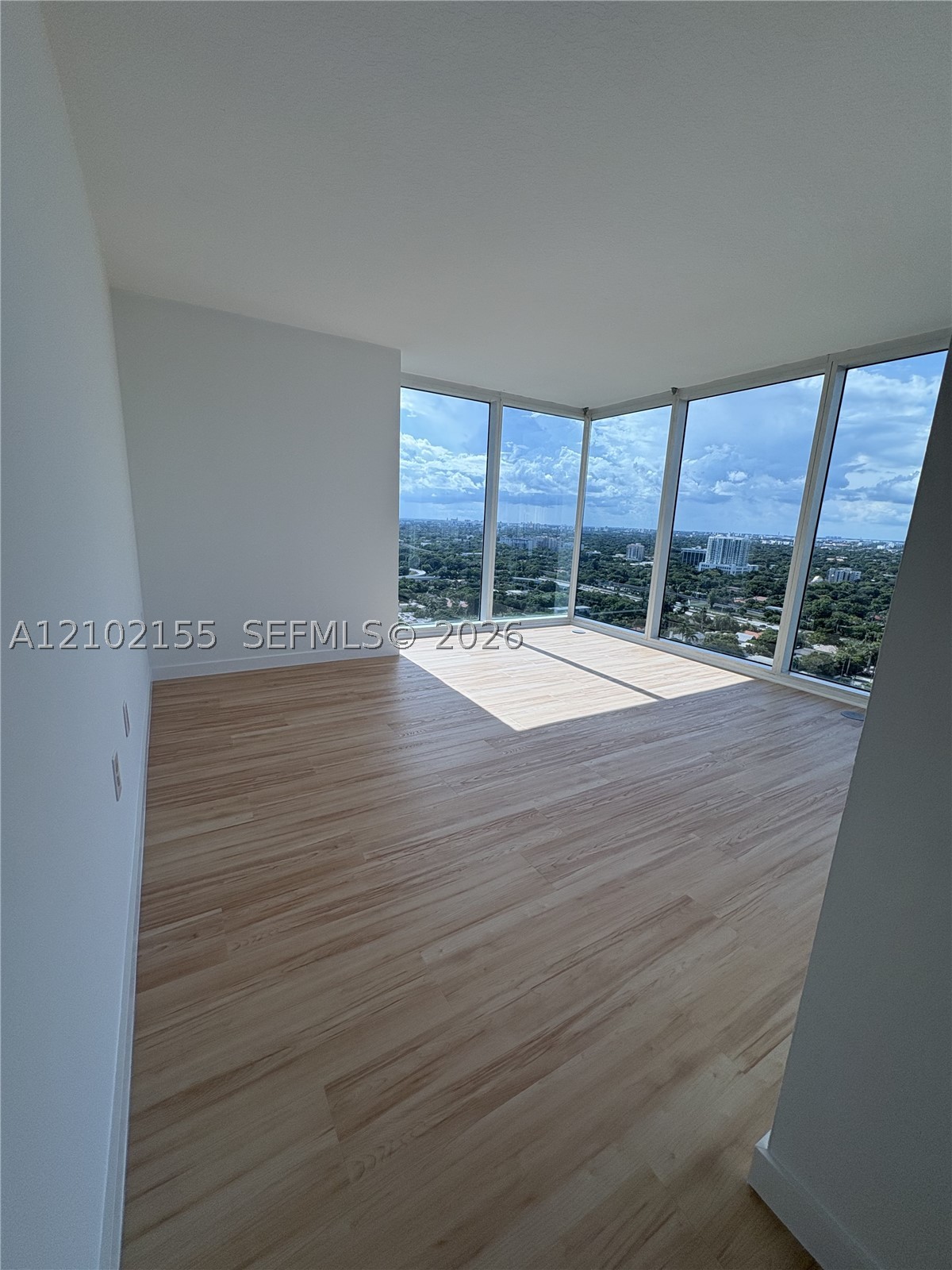 2101 Brickell Ave #2512, Miami FL 33129