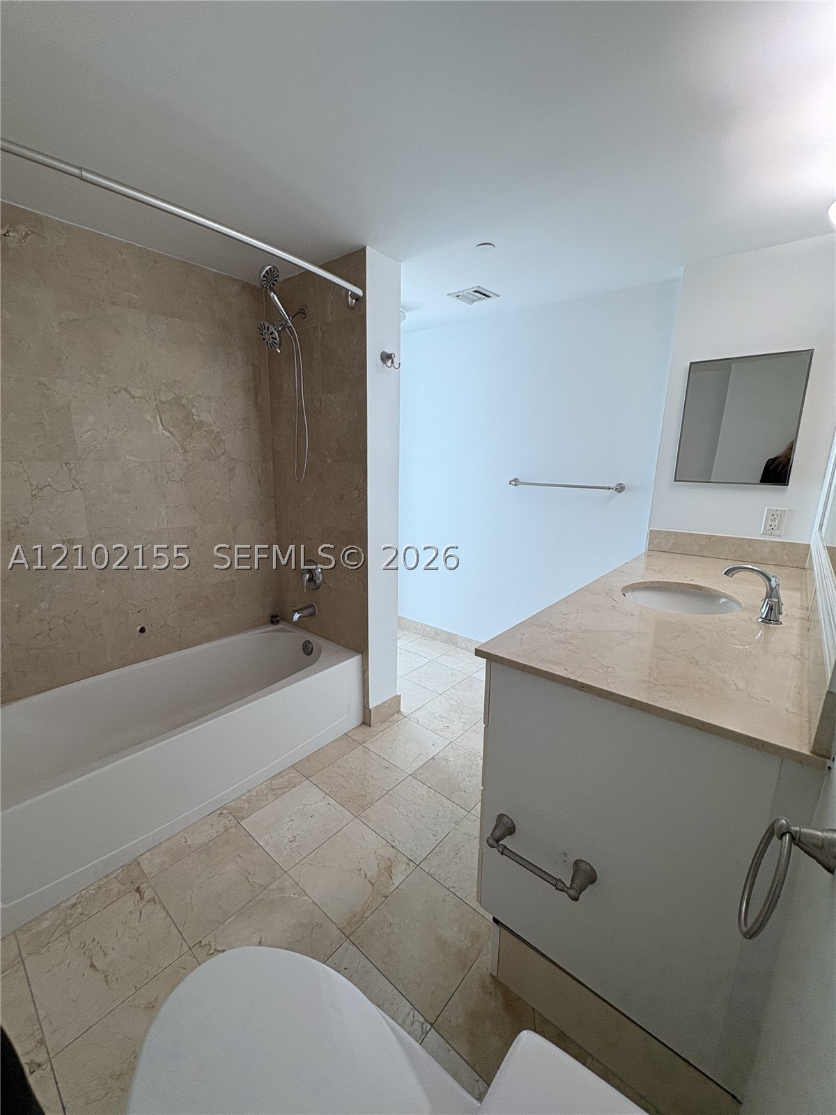 2101 Brickell Ave #2512, Miami FL 33129