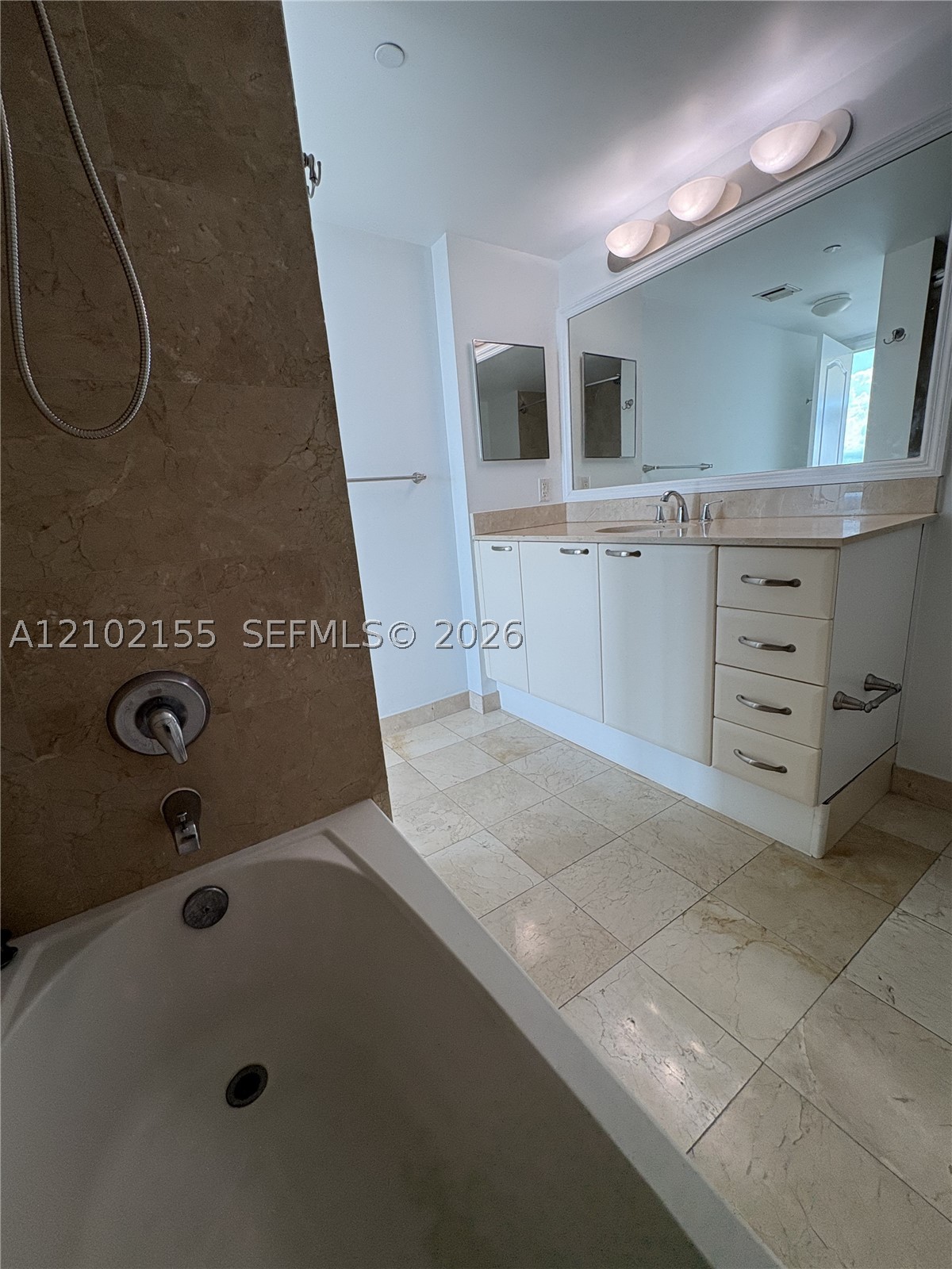 2101 Brickell Ave #2512, Miami FL 33129