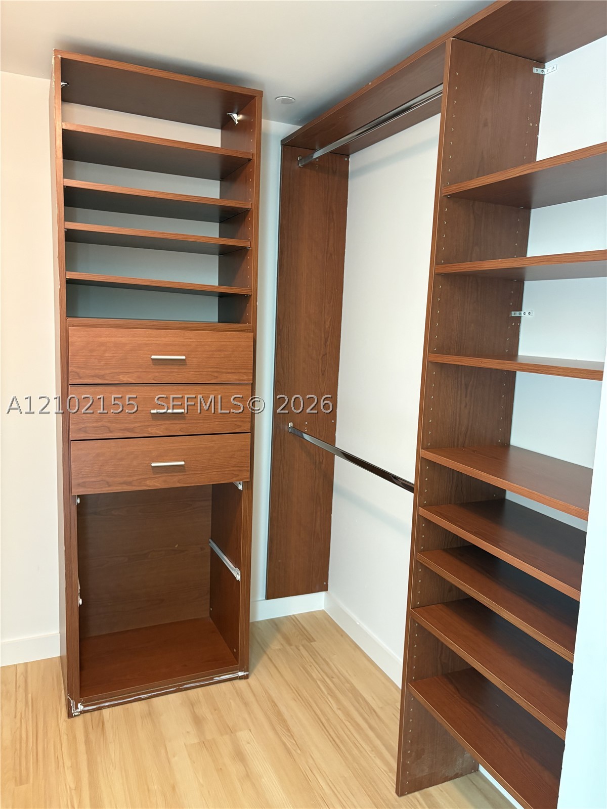 2101 Brickell Ave #2512, Miami FL 33129