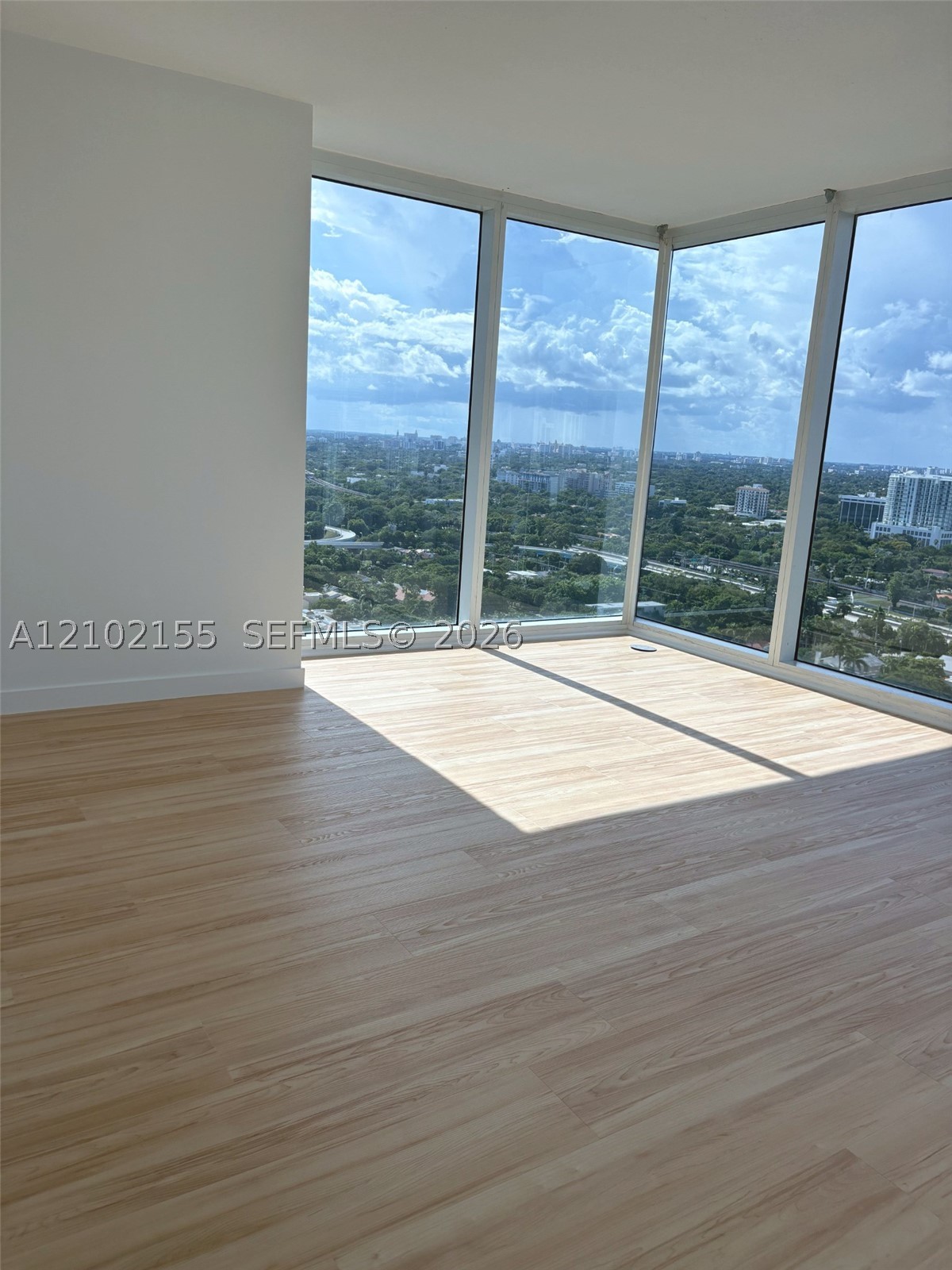 2101 Brickell Ave #2512, Miami FL 33129
