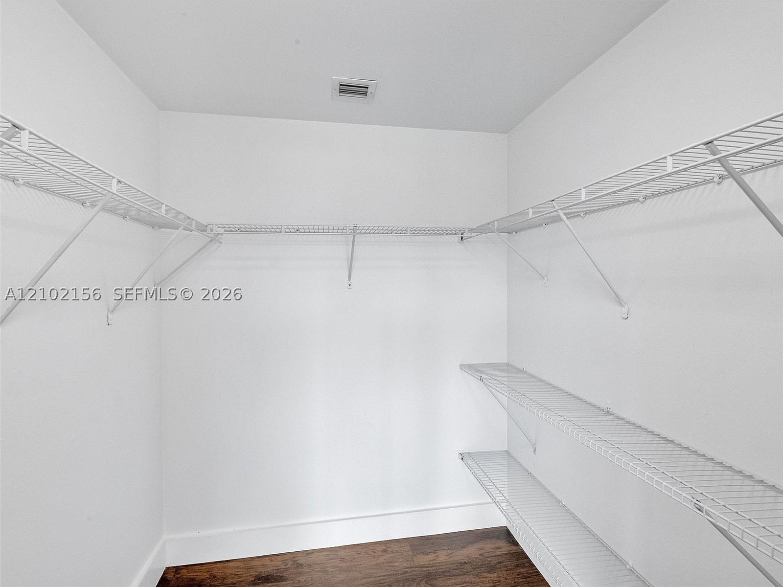 888 Biscayne Blvd #612, Miami FL 33132