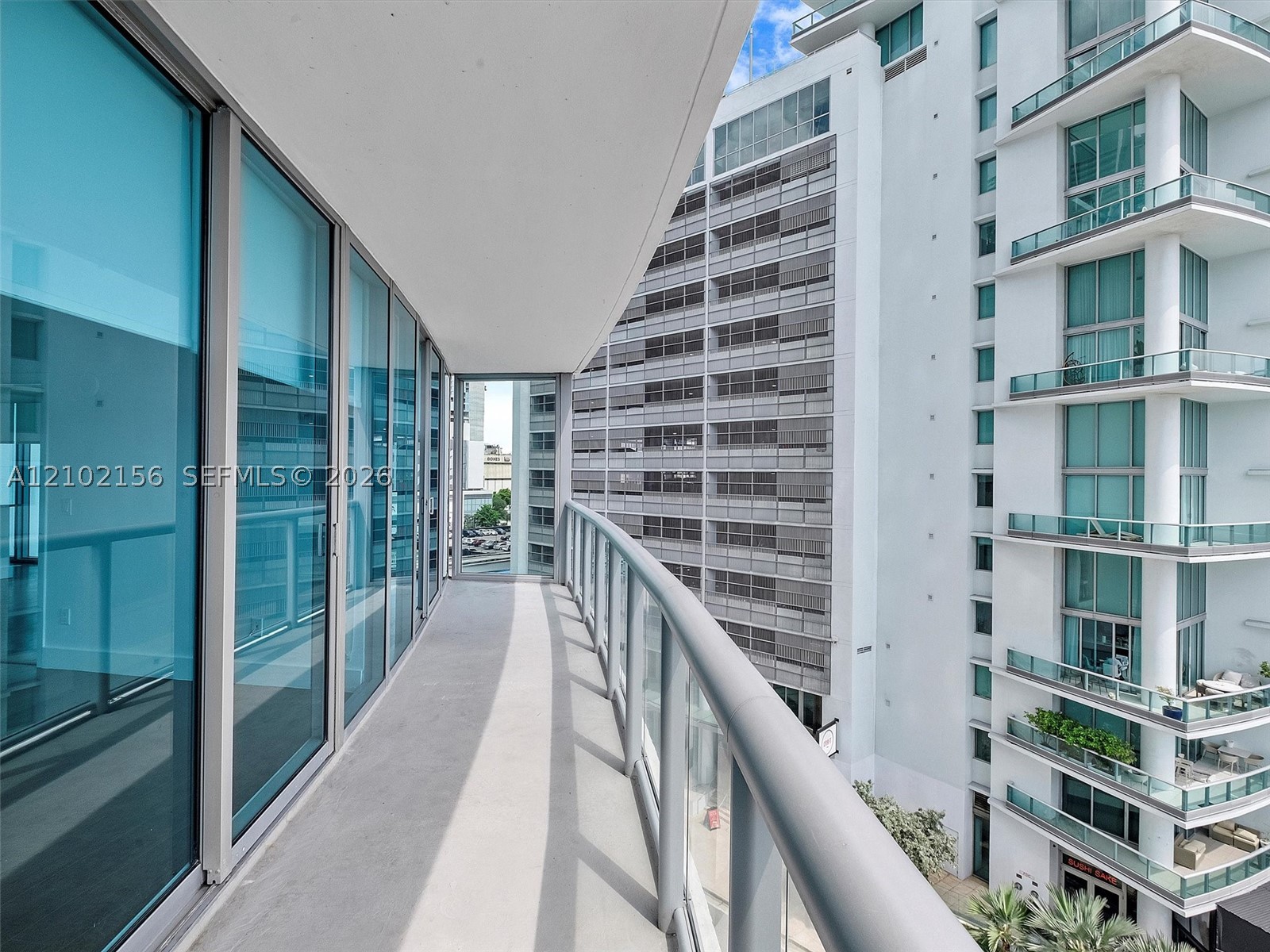 888 Biscayne Blvd #612, Miami FL 33132
