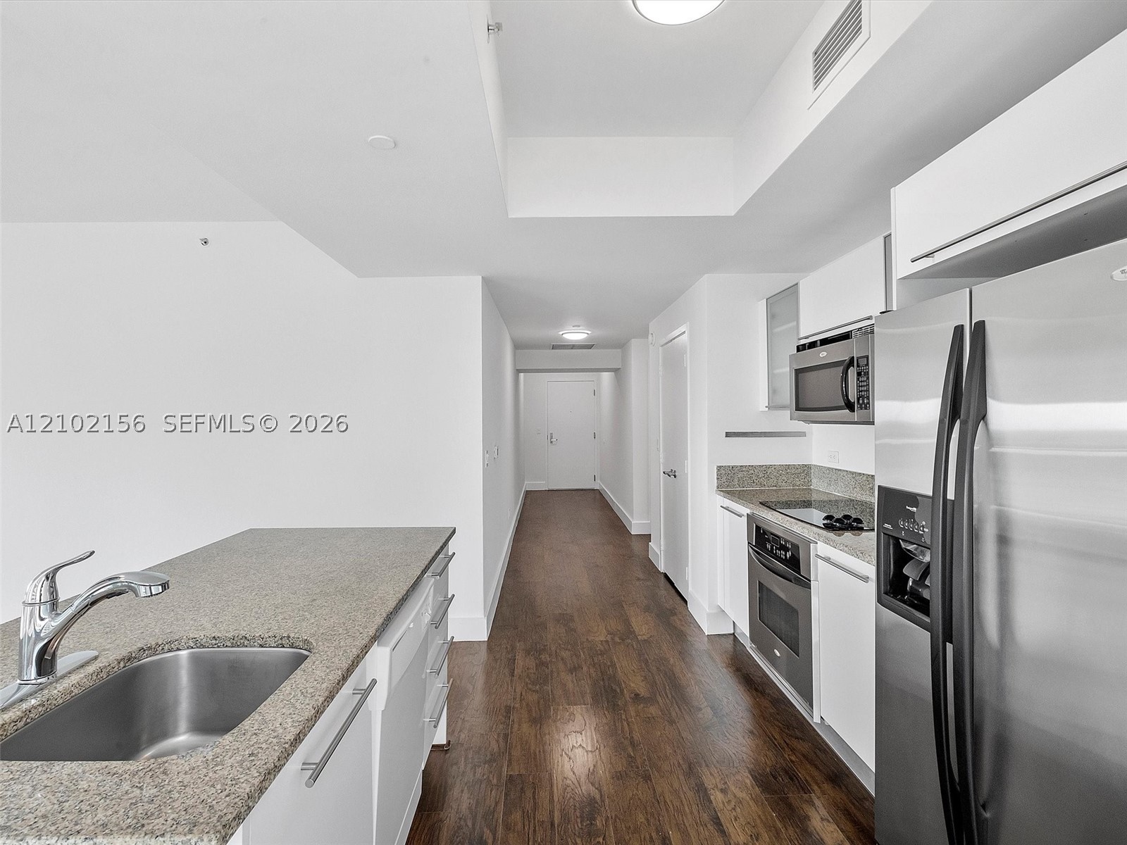 888 Biscayne Blvd #612, Miami FL 33132