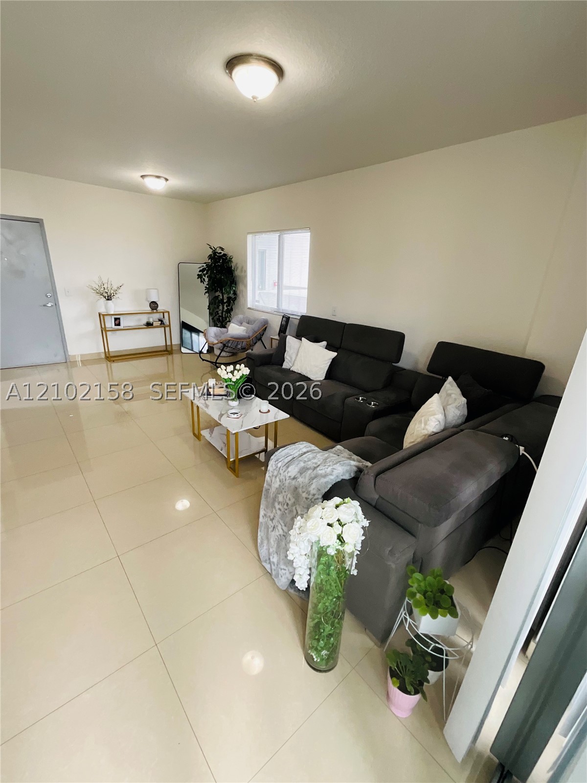 36 NW 6th Ave #806, Miami FL 33128