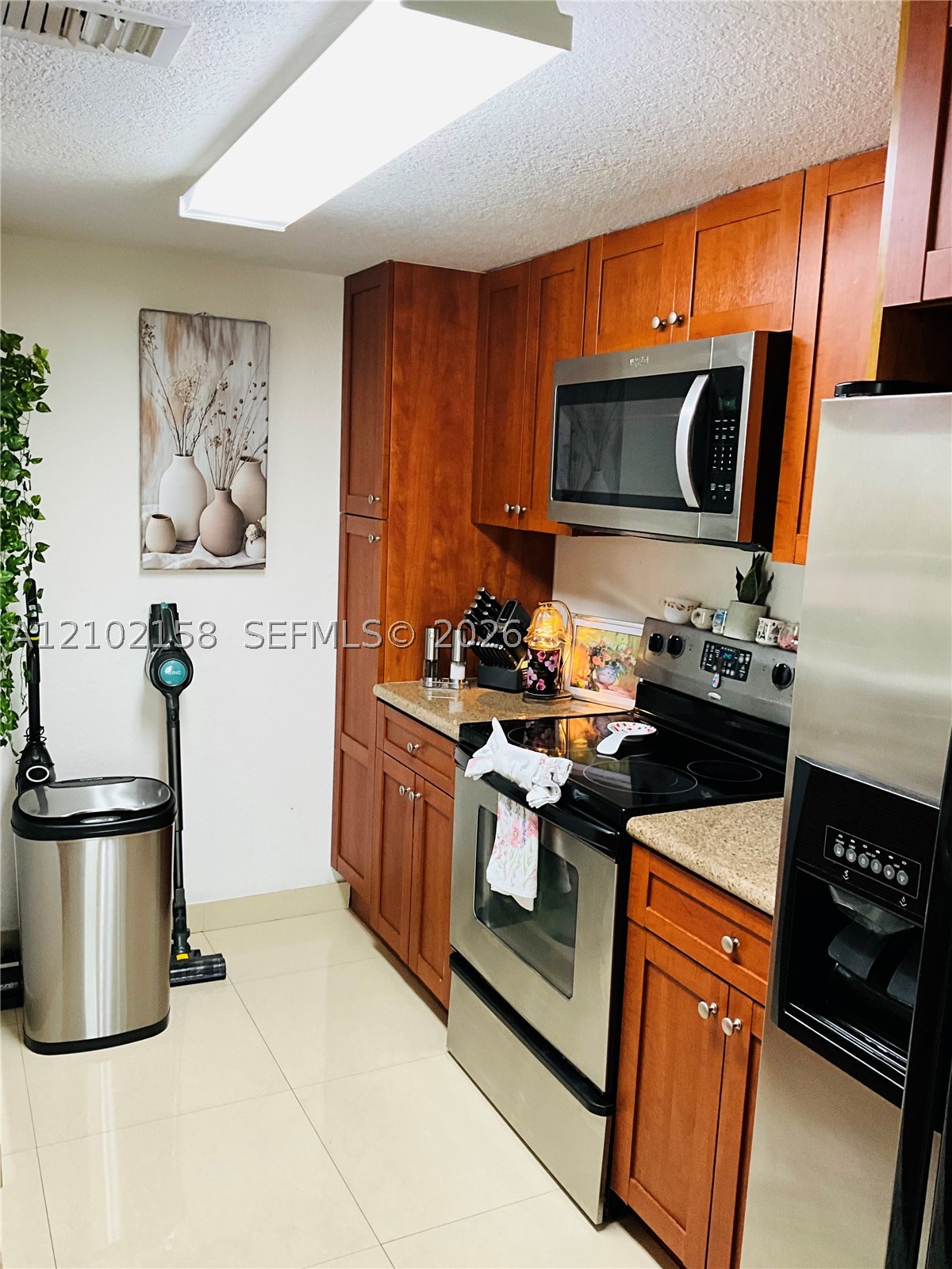 36 NW 6th Ave #806, Miami FL 33128