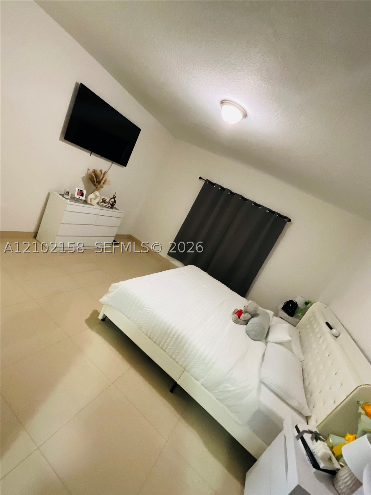 36 NW 6th Ave #806, Miami FL 33128