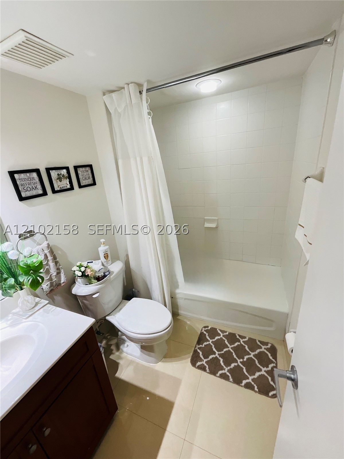 36 NW 6th Ave #806, Miami FL 33128