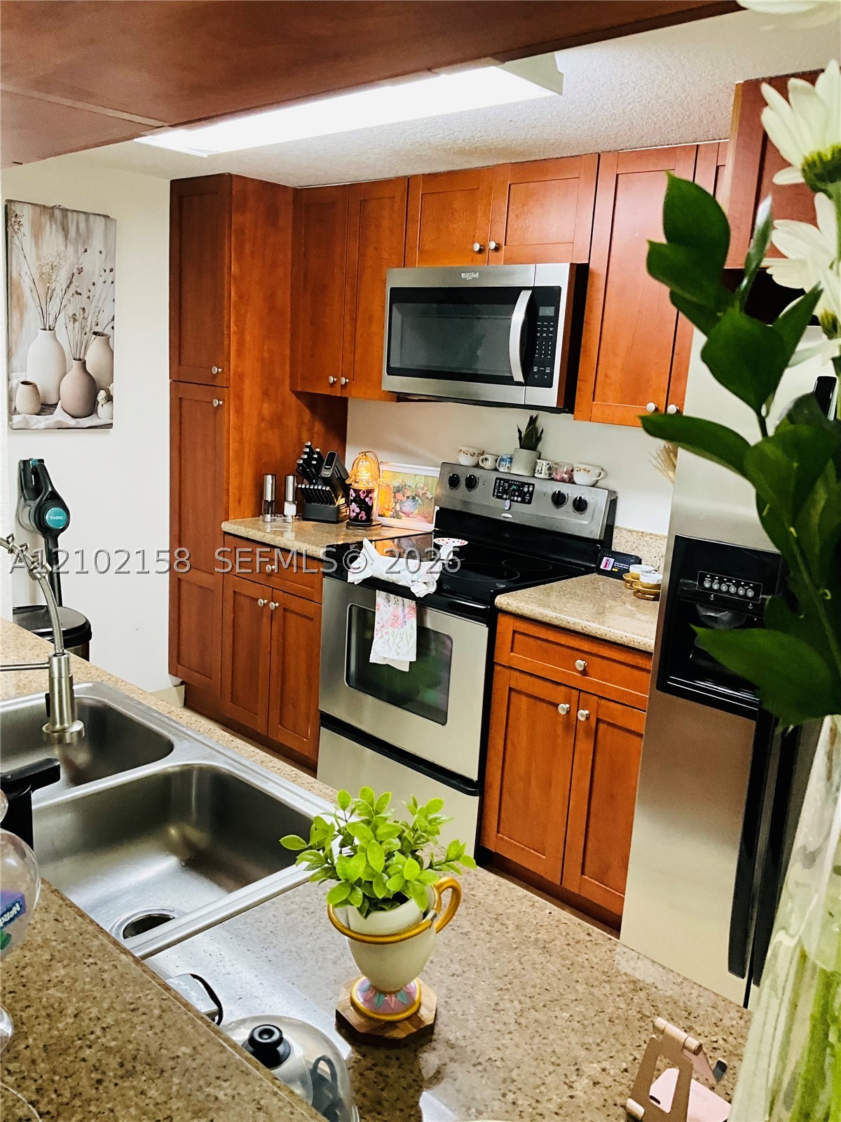 36 NW 6th Ave #806, Miami FL 33128