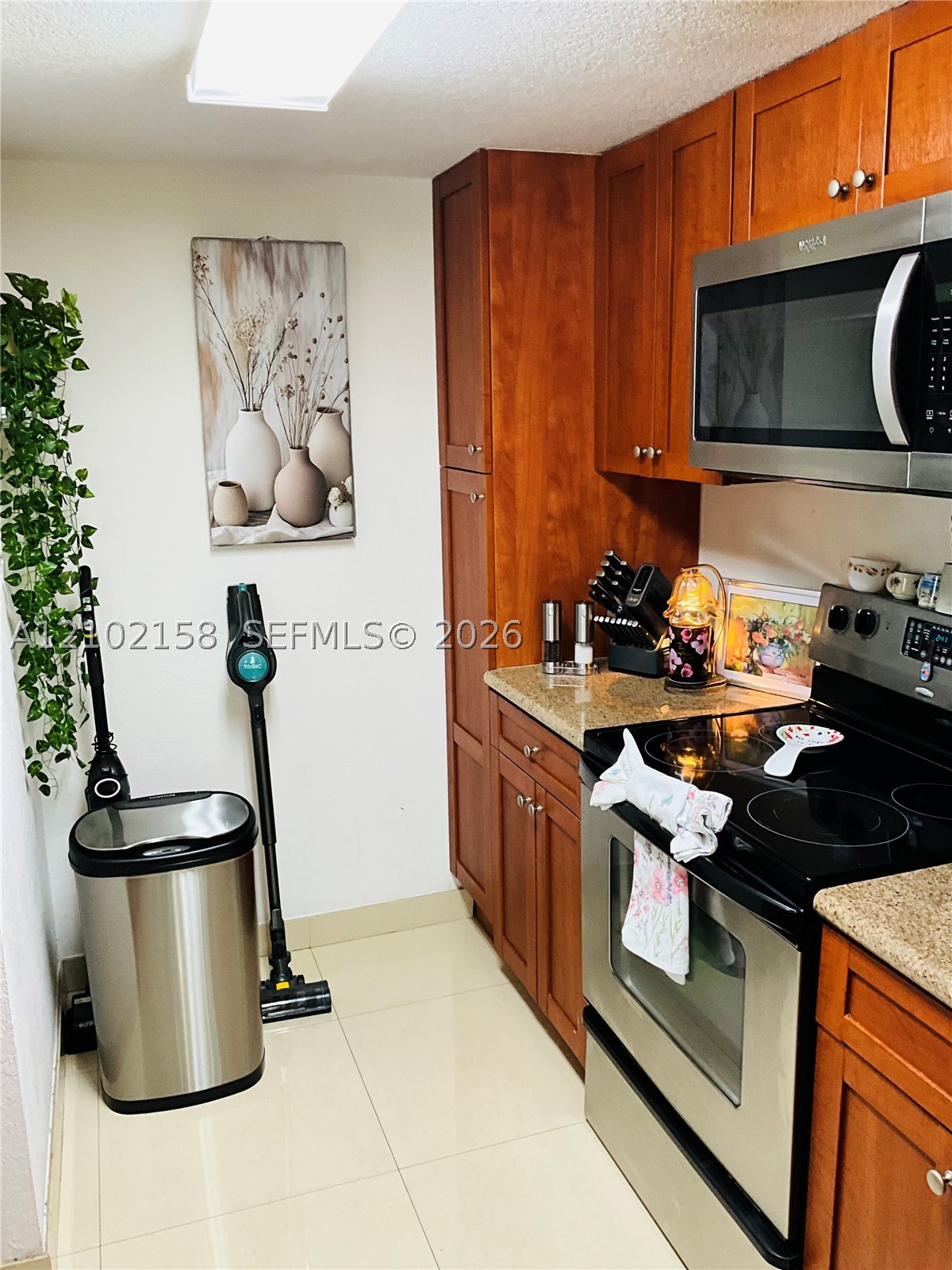 36 NW 6th Ave #806, Miami FL 33128