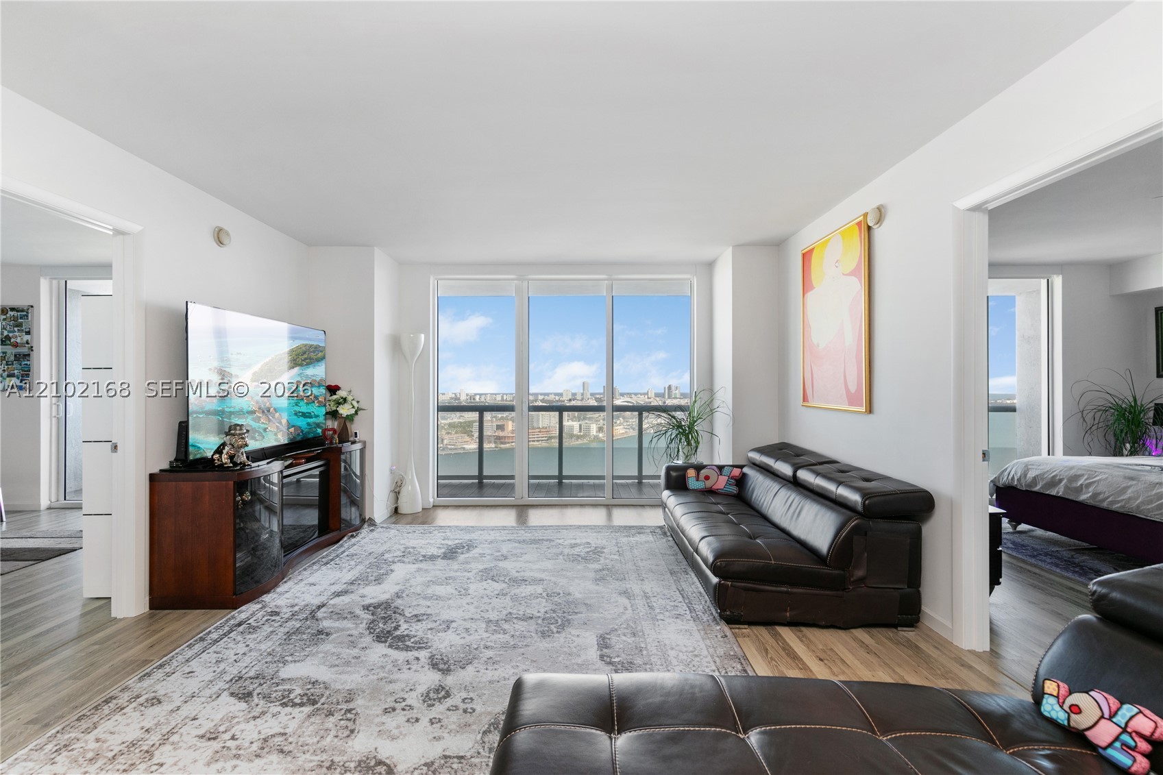 50 Biscayne Blvd #3006, Miami FL 33132
