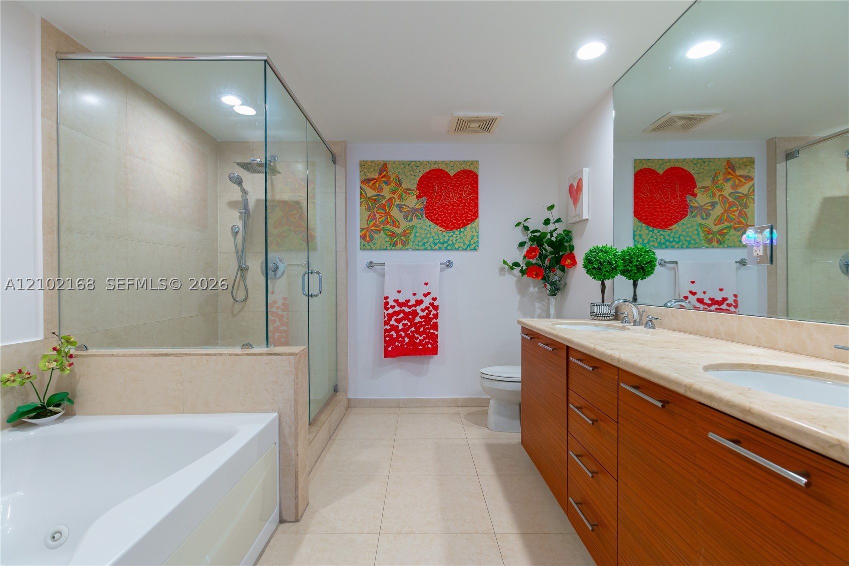 50 Biscayne Blvd #3006, Miami FL 33132